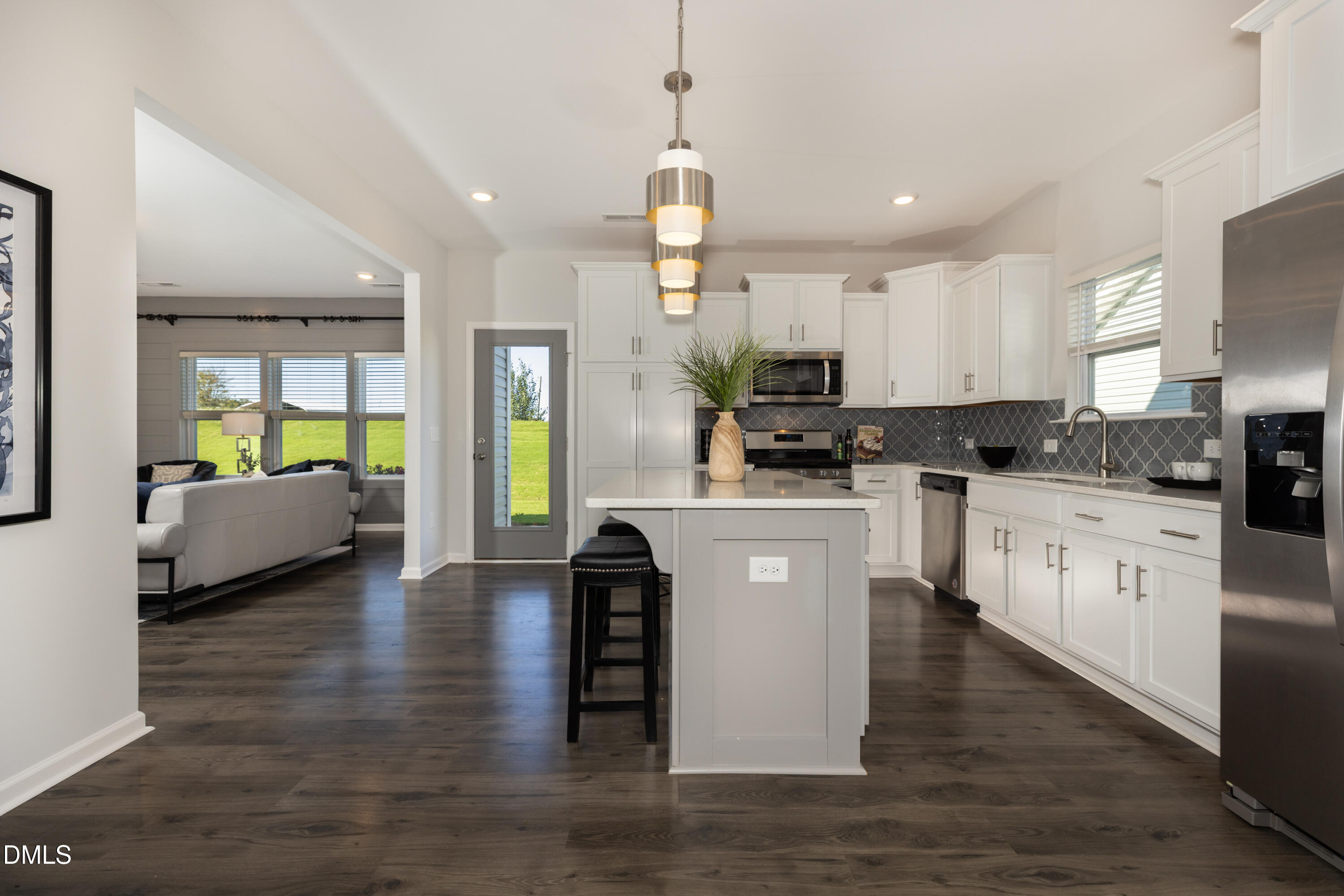 7005 Grainfield Road