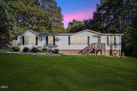 922 Humminfbird Road Four Oaks NC 27524
