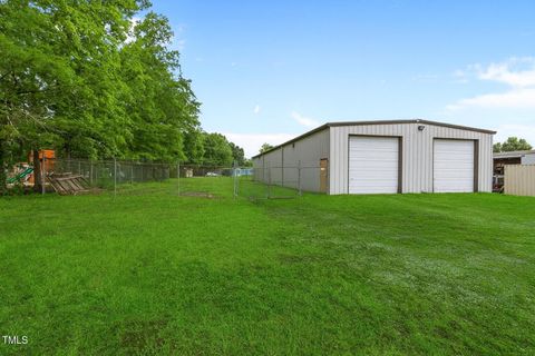 808 E Parker Street Graham NC 27253