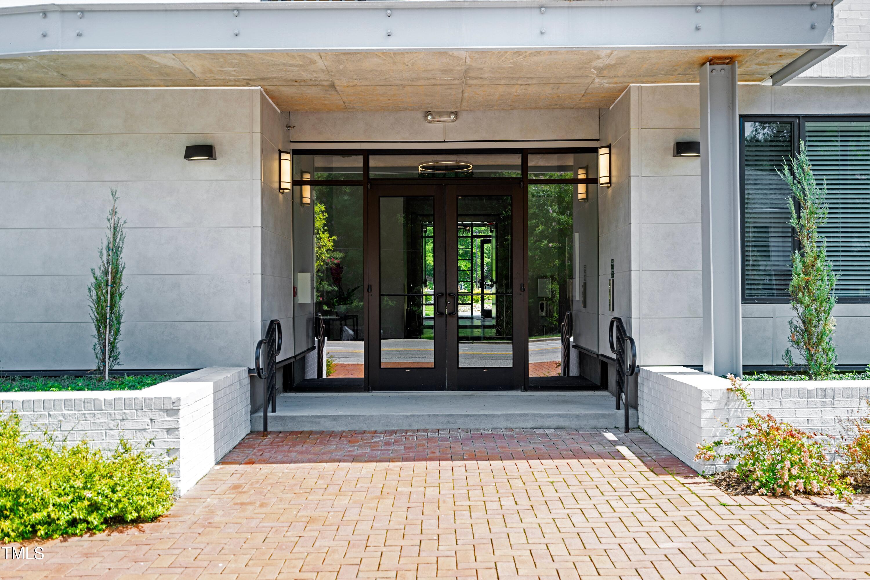105 Chatham Walk Lane 210