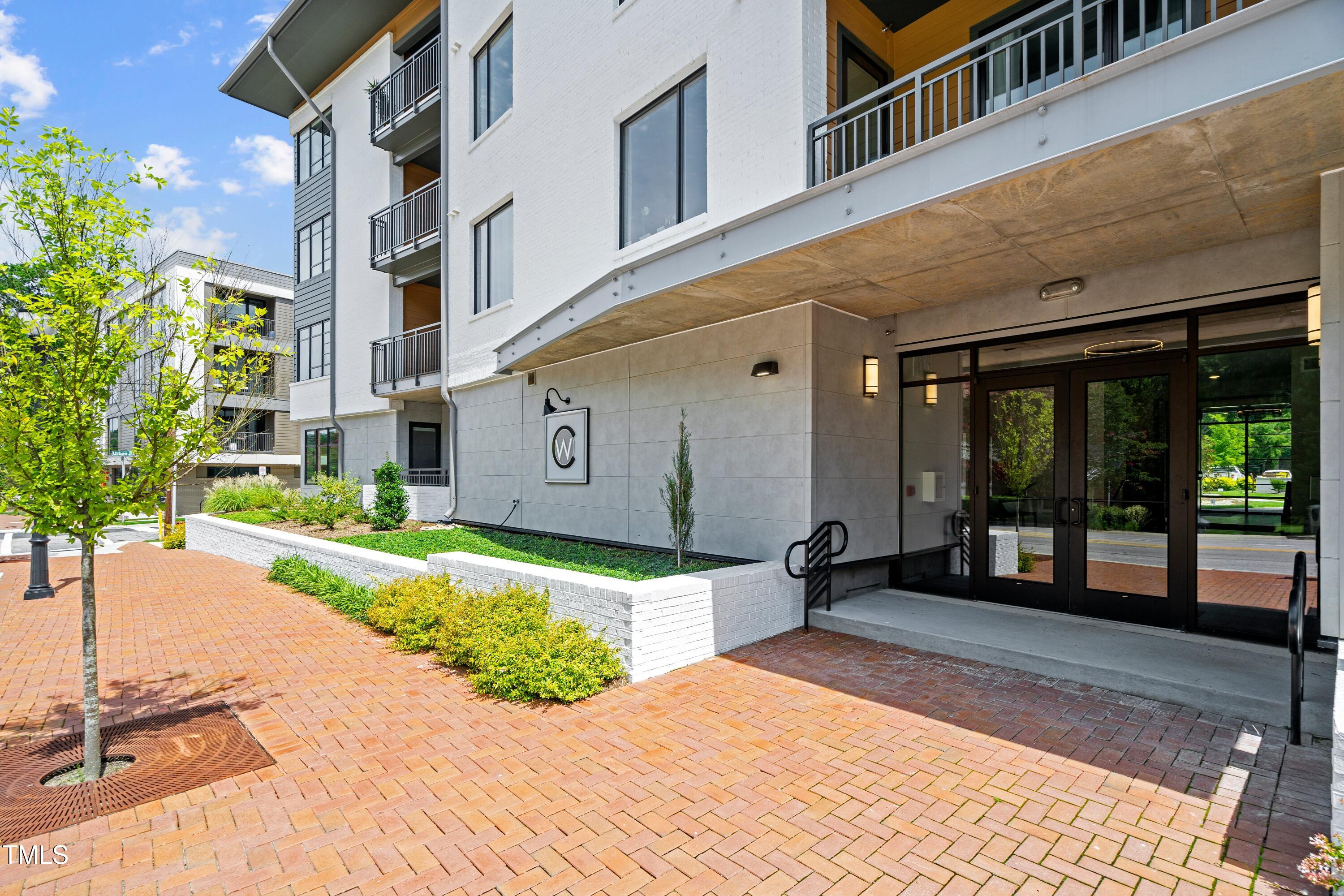 105 Chatham Walk Lane 210