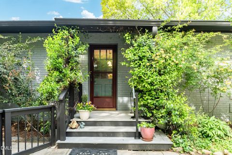 1902 White Plains Road Chapel Hill NC 27517