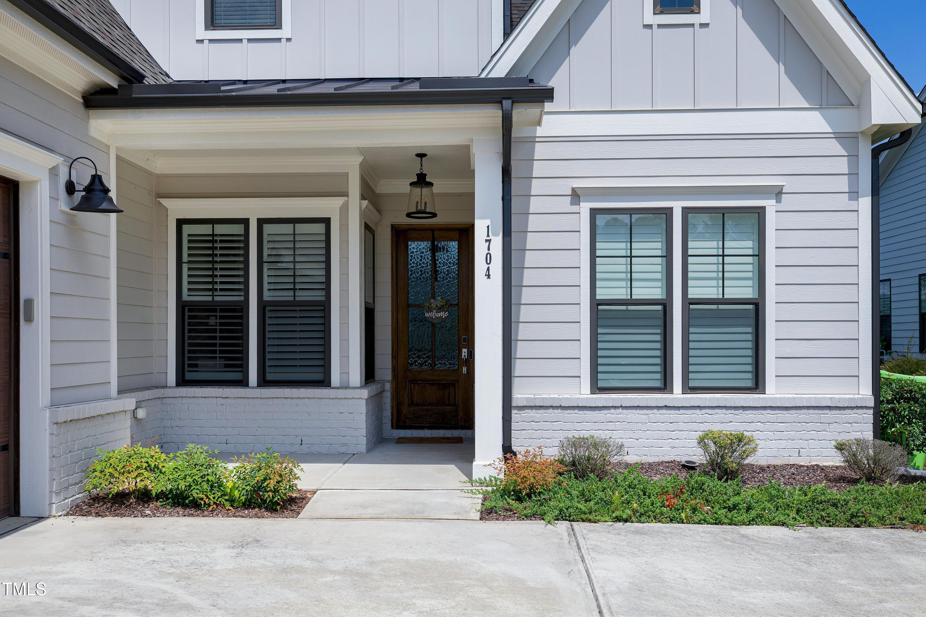 1704 Fordyce Court