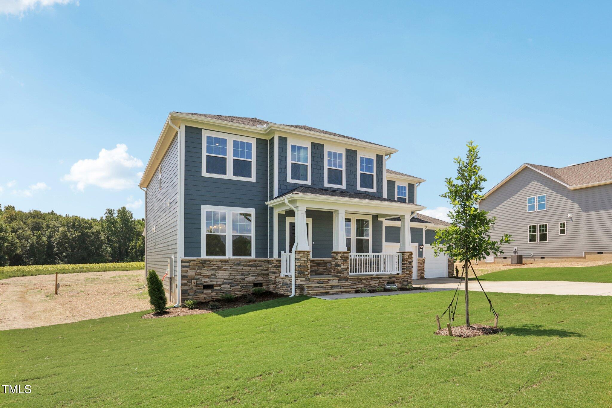 176 Alden Way