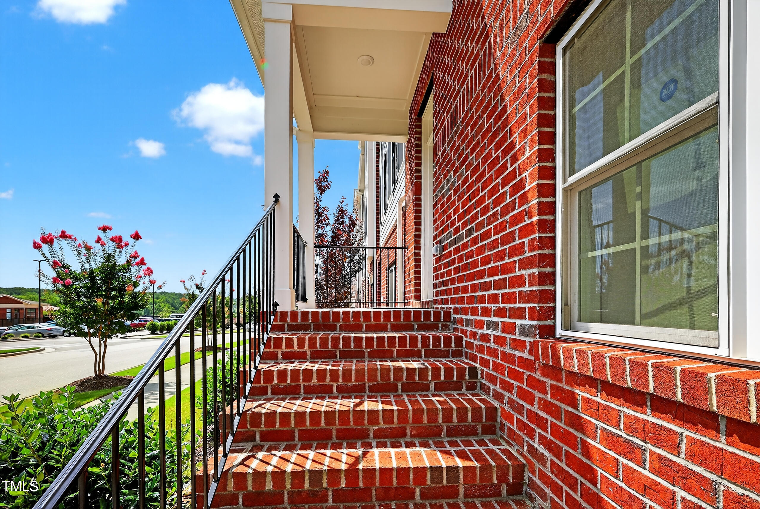 986 Gateway Commons Circle