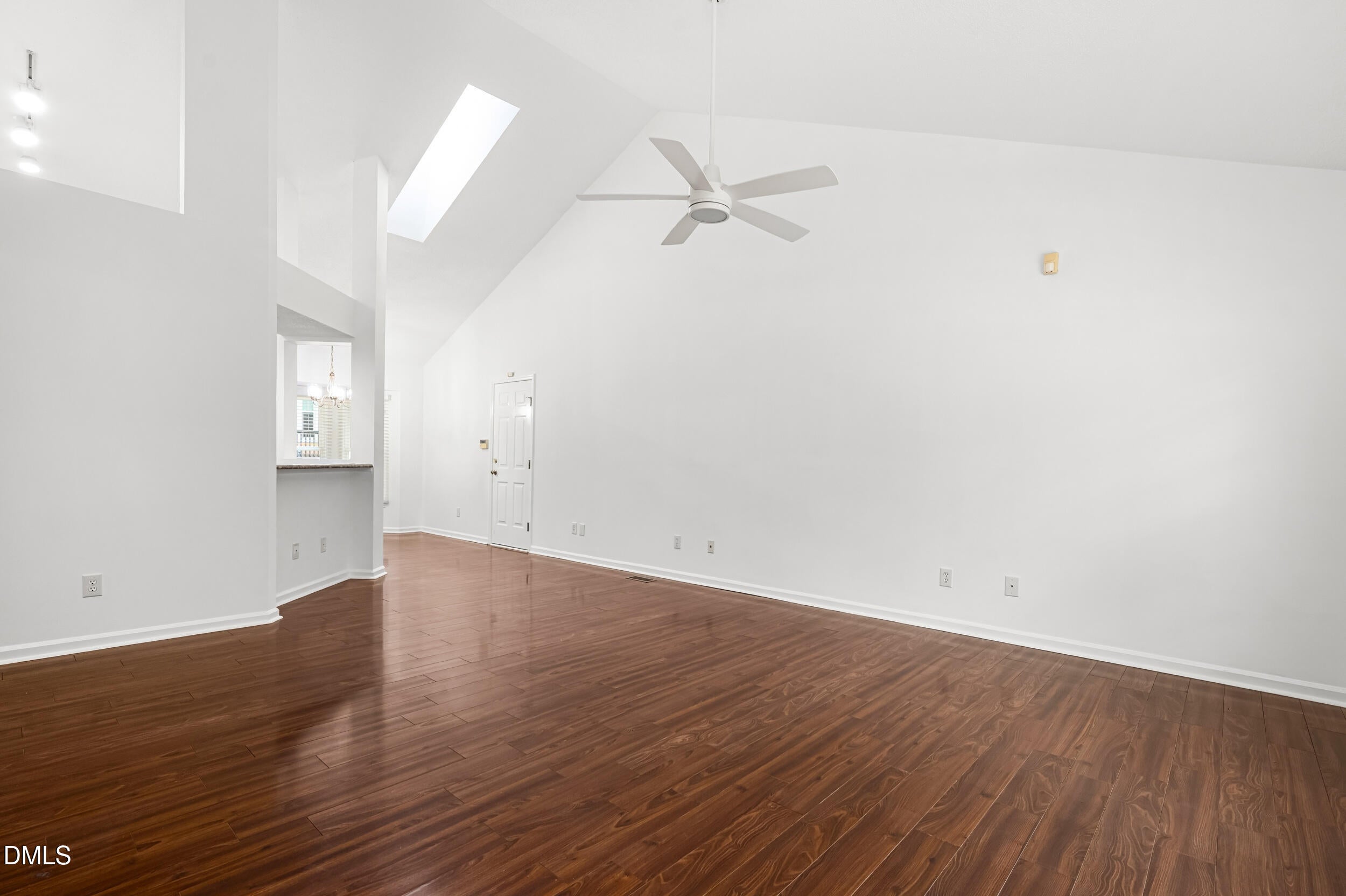 102 Glensford Way