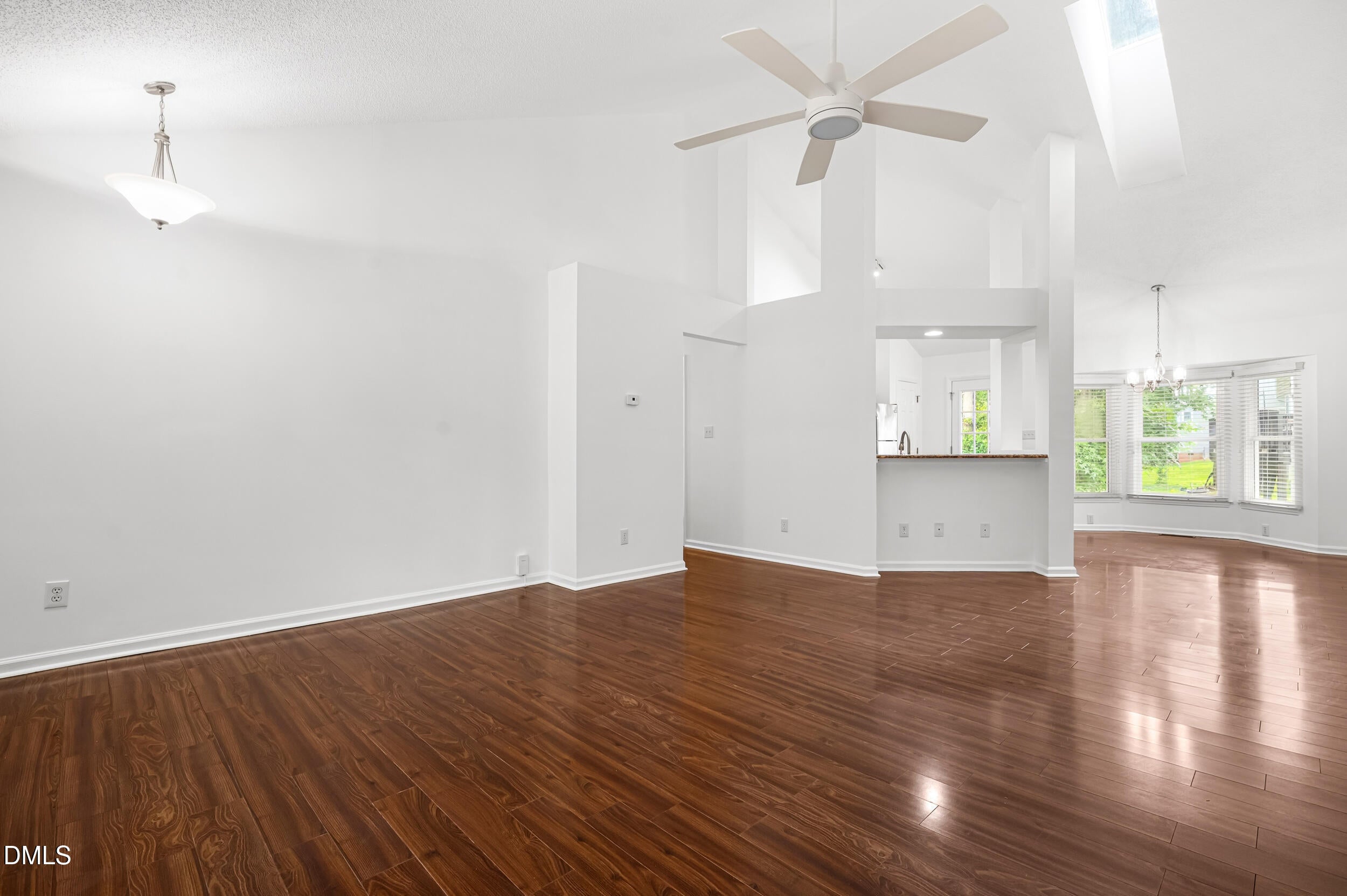 102 Glensford Way