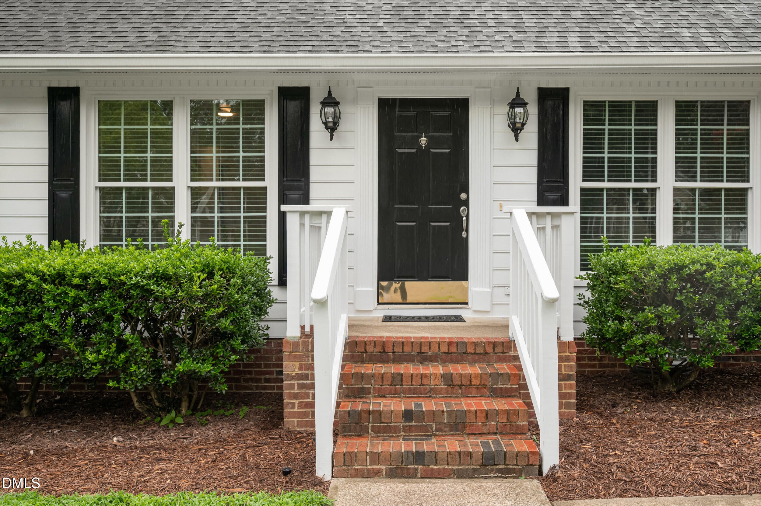 102 Glensford Way