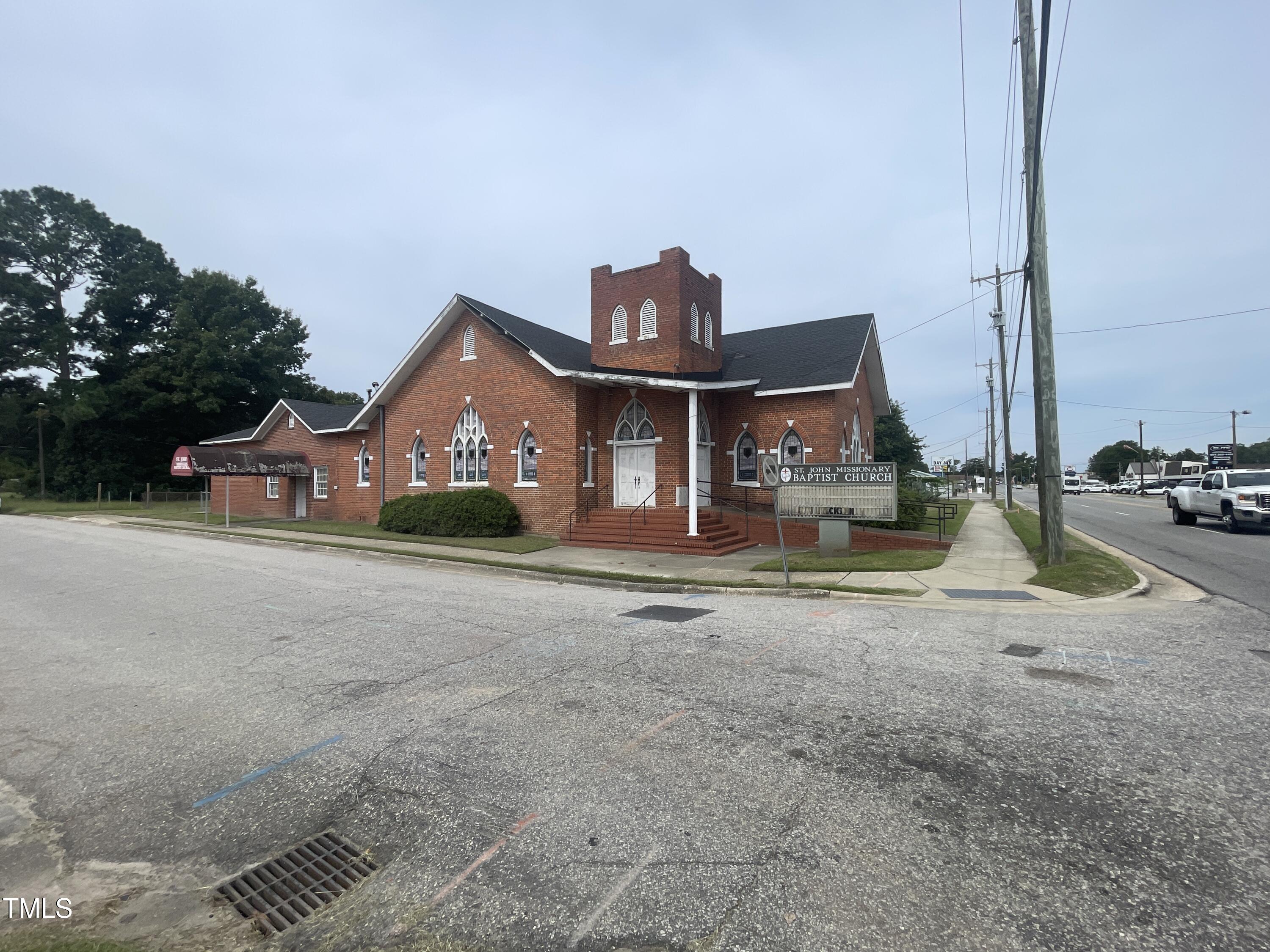 714 E Cumberland Street