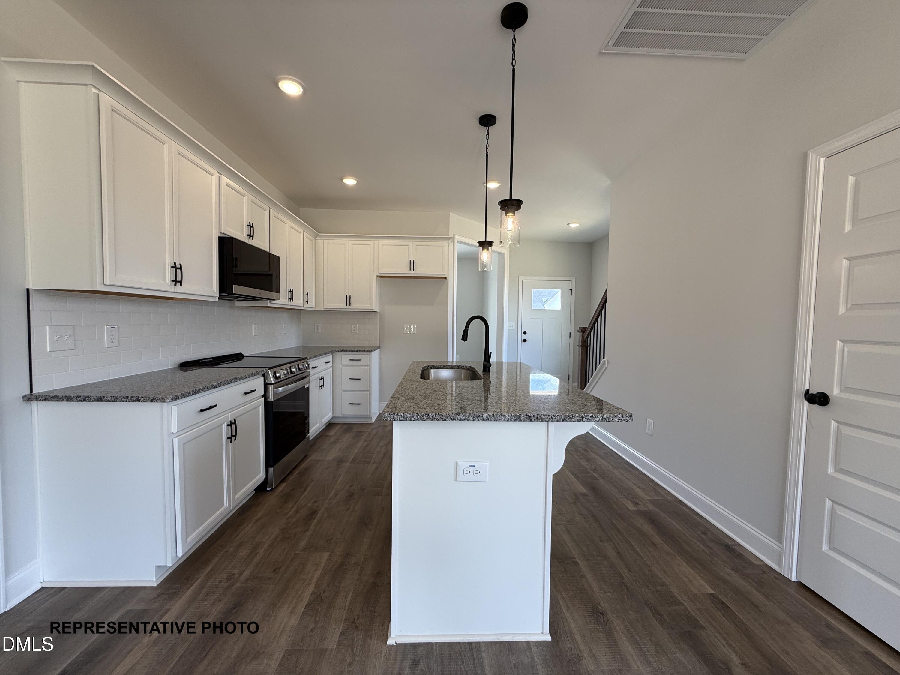 32 Zambezi Court