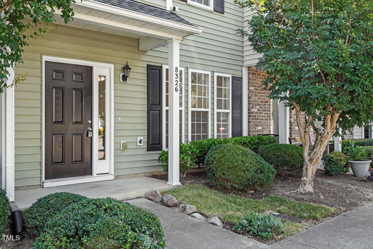 8326 Glenwood Springs Court