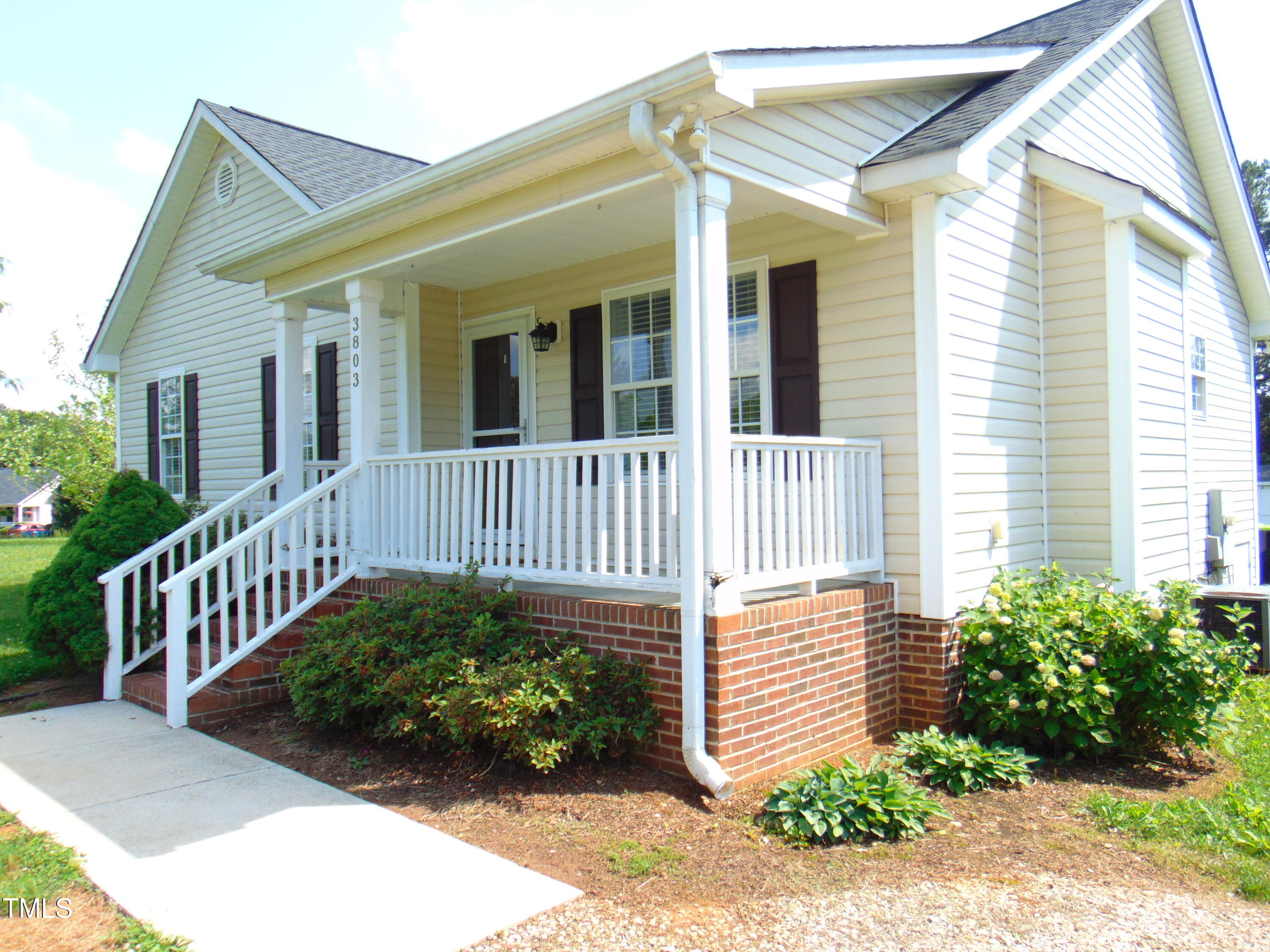 3803 Ridgewood Drive