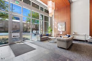 400 W North Street 1430