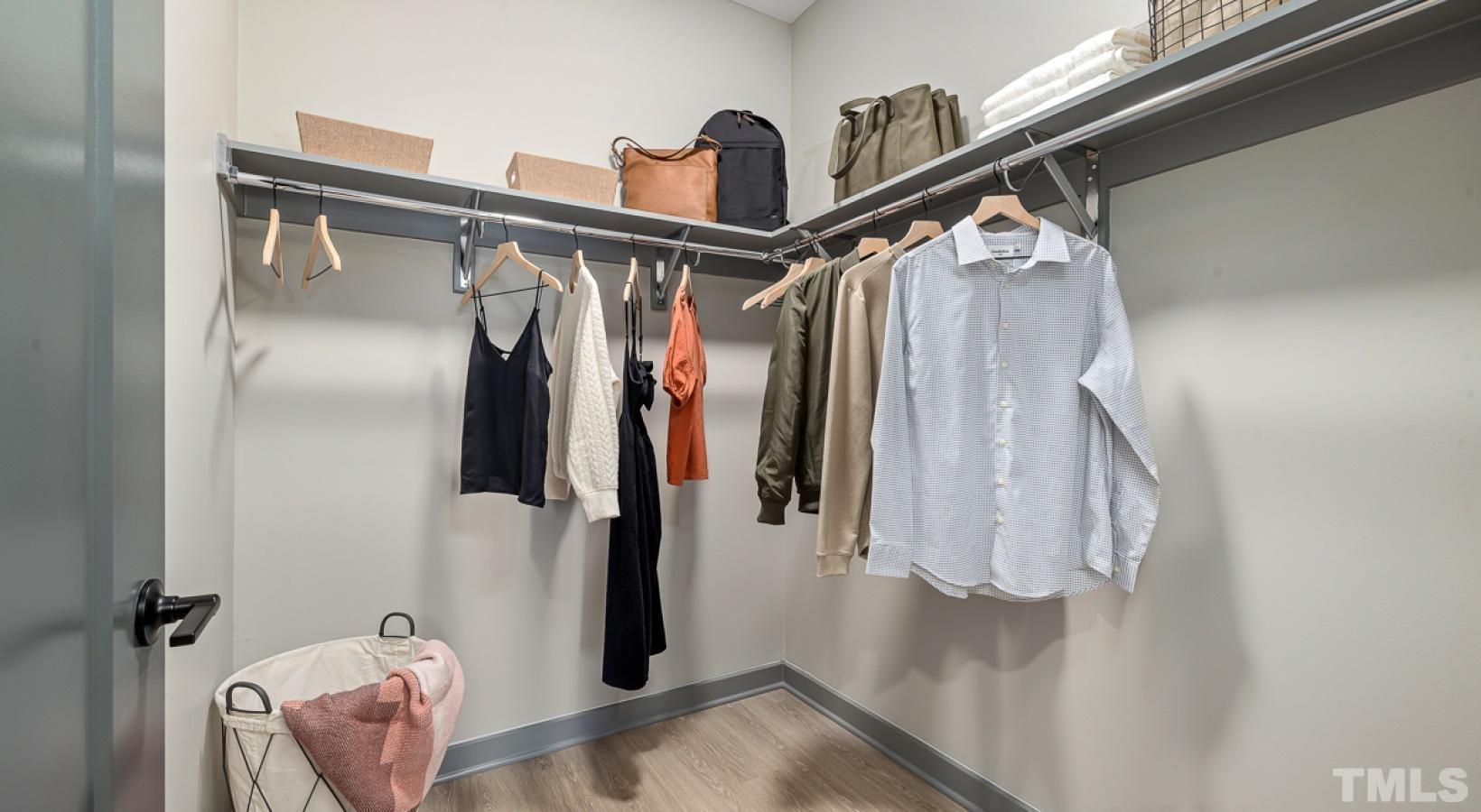 Raleigh, North Carolina 27608, United States, 1 Bedroom Bedrooms, ,1 BathroomBathrooms,Residential,Active,44343