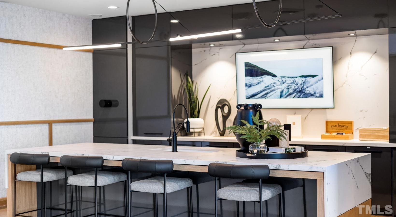 Raleigh, North Carolina 27608, United States, 1 Bedroom Bedrooms, ,1 BathroomBathrooms,Residential,Active,44343