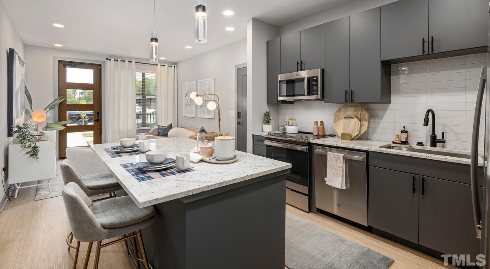 Raleigh, North Carolina 27608, United States, 1 Bedroom Bedrooms, ,1 BathroomBathrooms,Residential,Active,44343