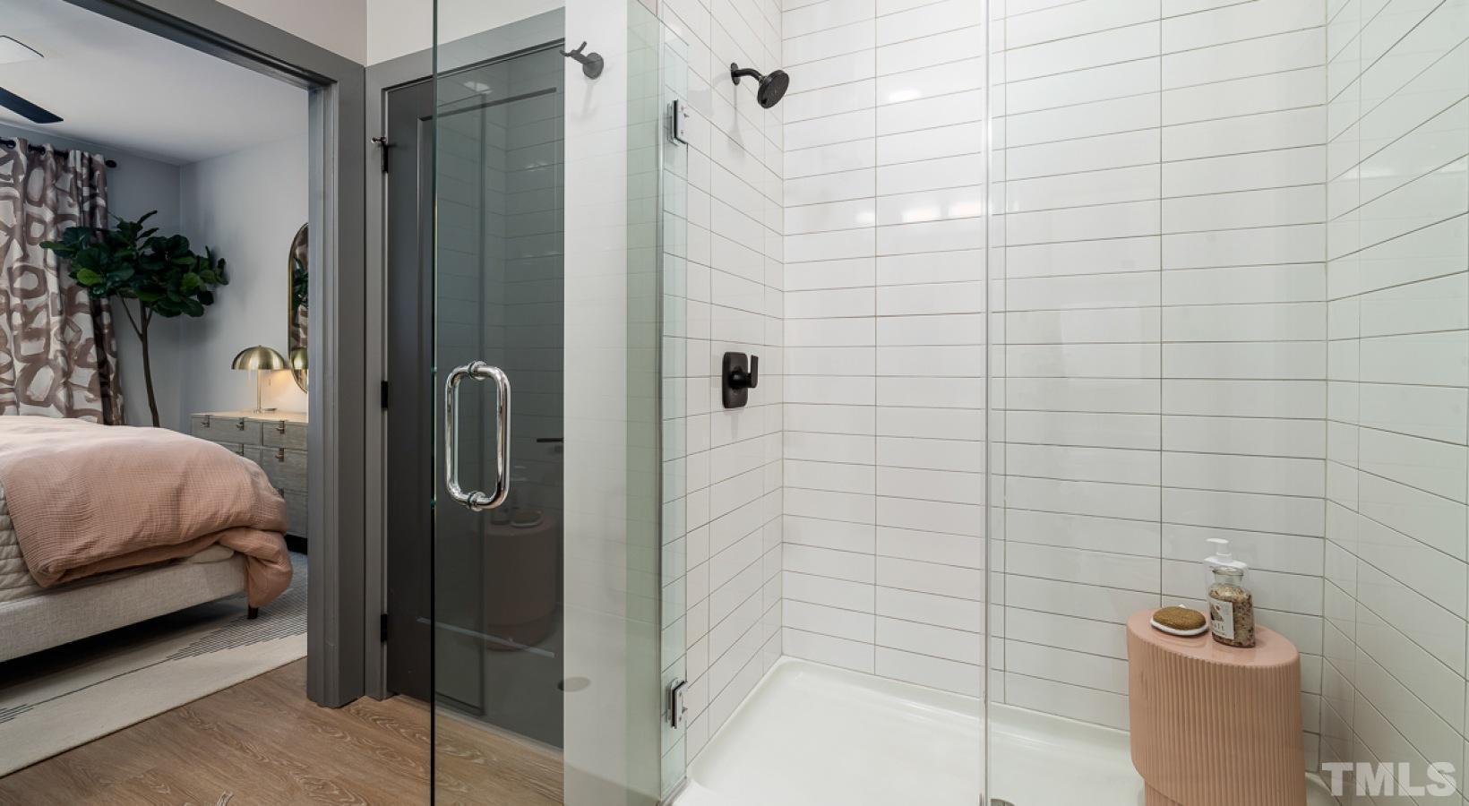 Raleigh, North Carolina 27608, United States, 1 Bedroom Bedrooms, ,1 BathroomBathrooms,Residential,Active,44343