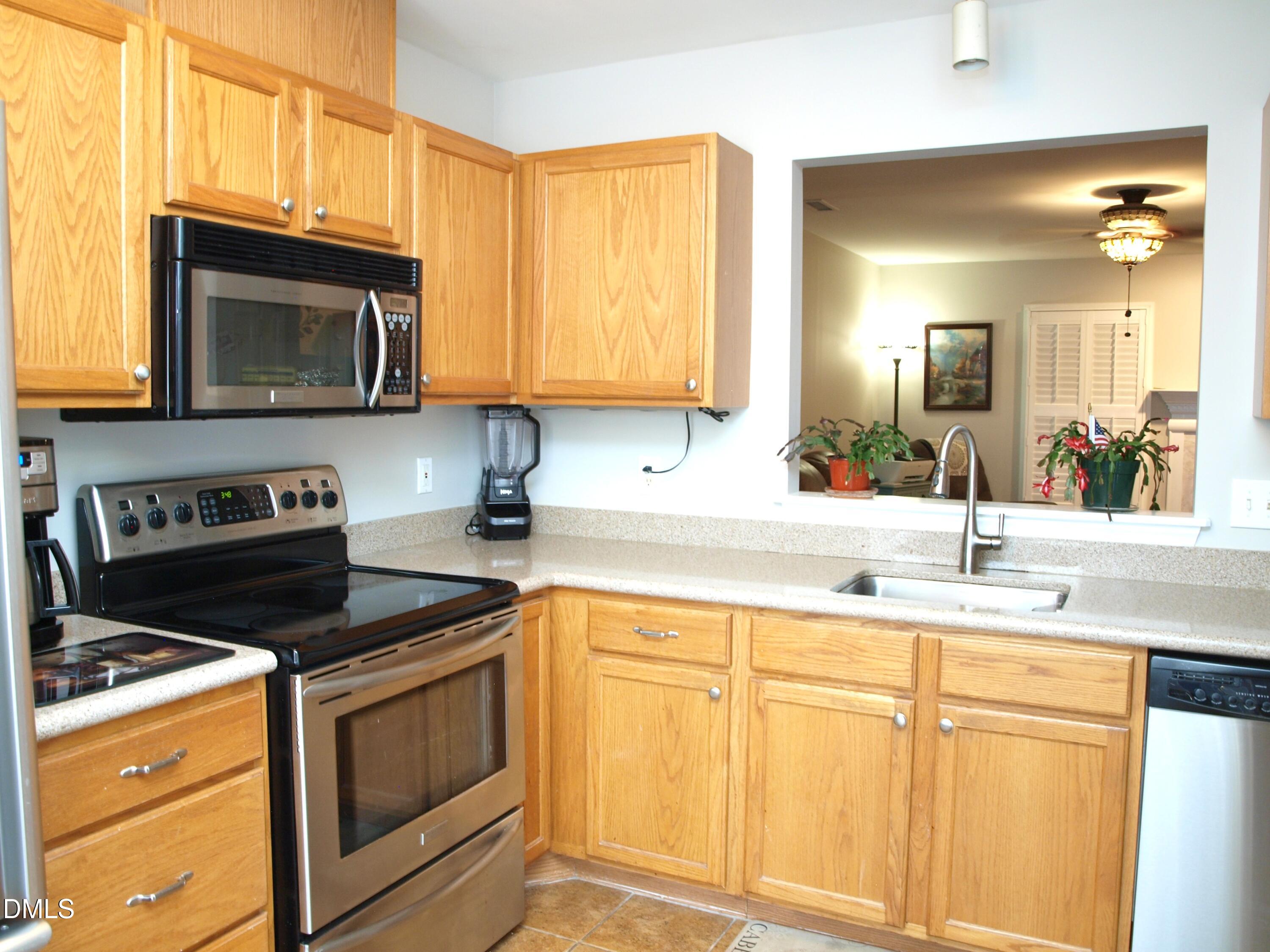 816 St Catherines Drive