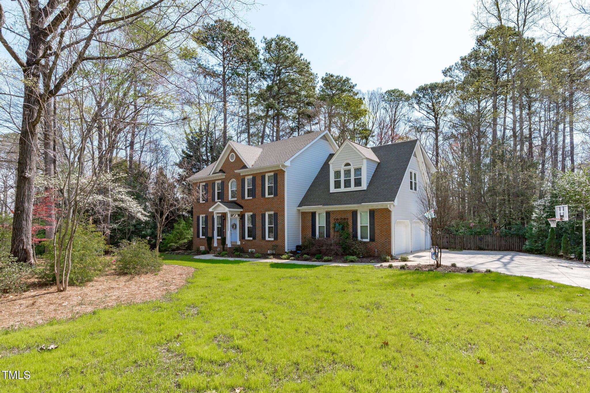 5220 Linksland Drive