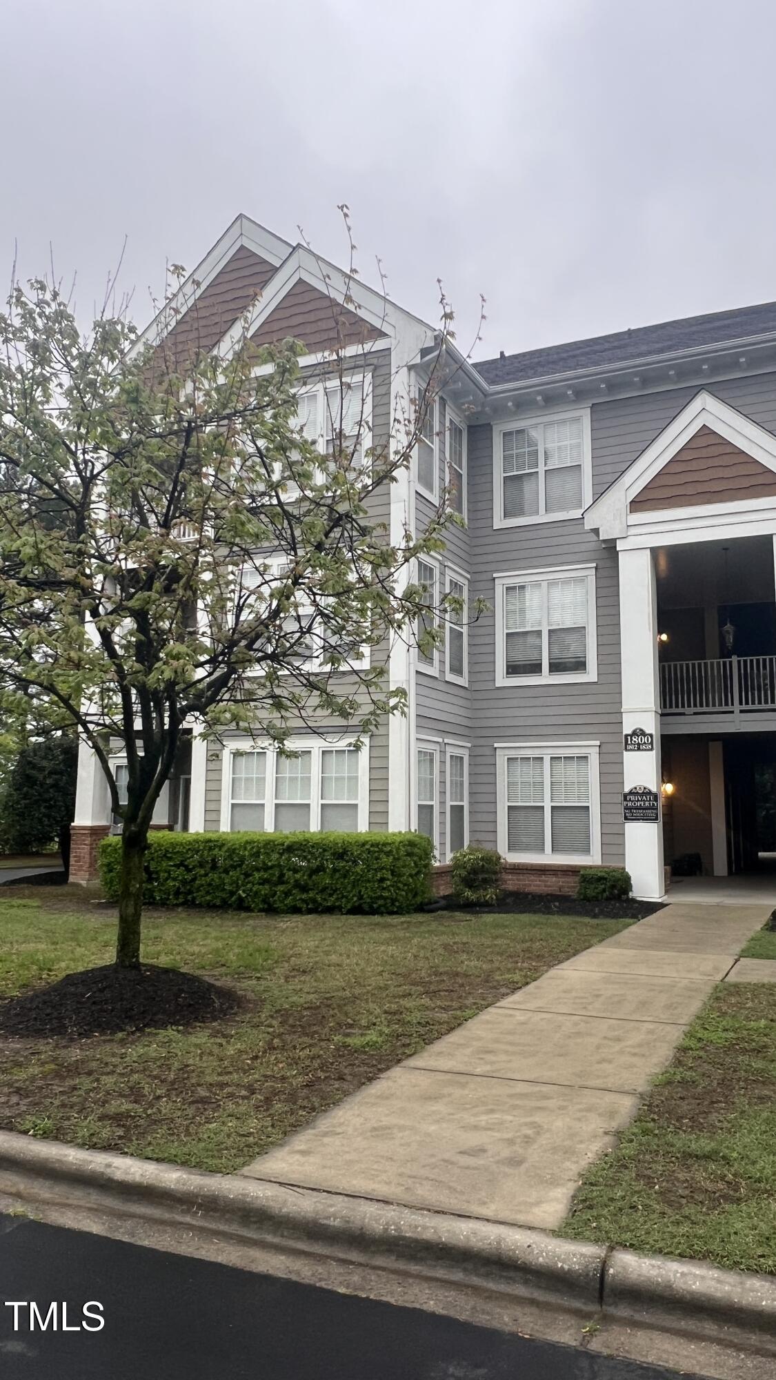 1828 Parkside Village Drive