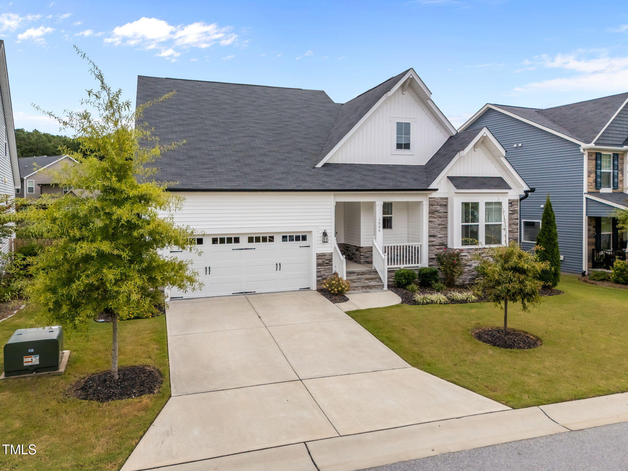 1006 Red Rock Drive