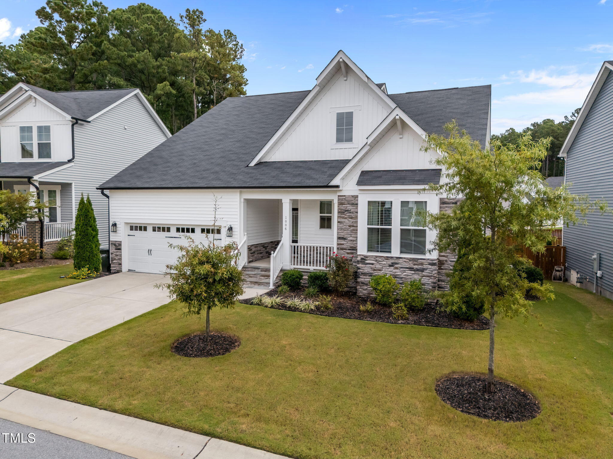 1006 Red Rock Drive