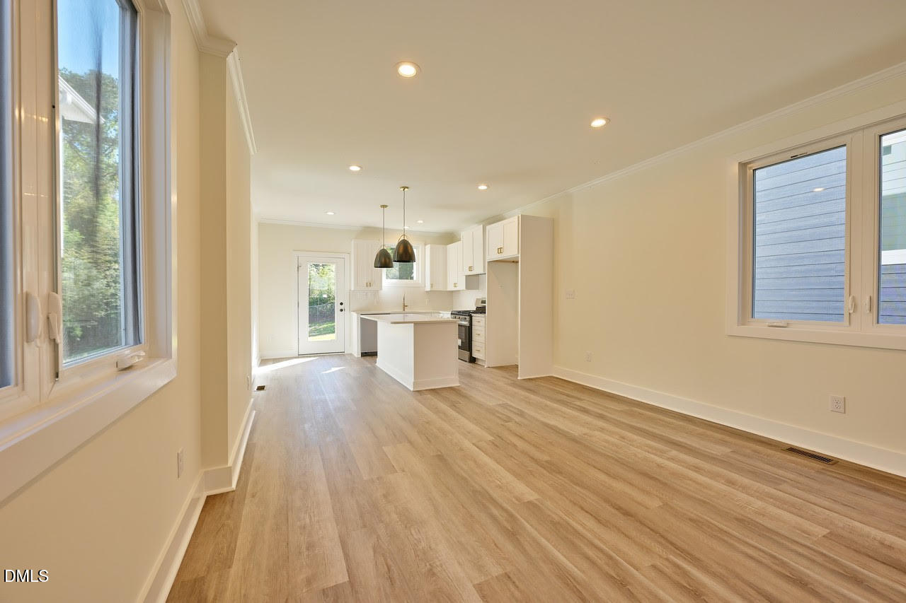 Durham, North Carolina 27703, United States, 3 Bedrooms Bedrooms, ,3 BathroomsBathrooms,Residential,Active,246095