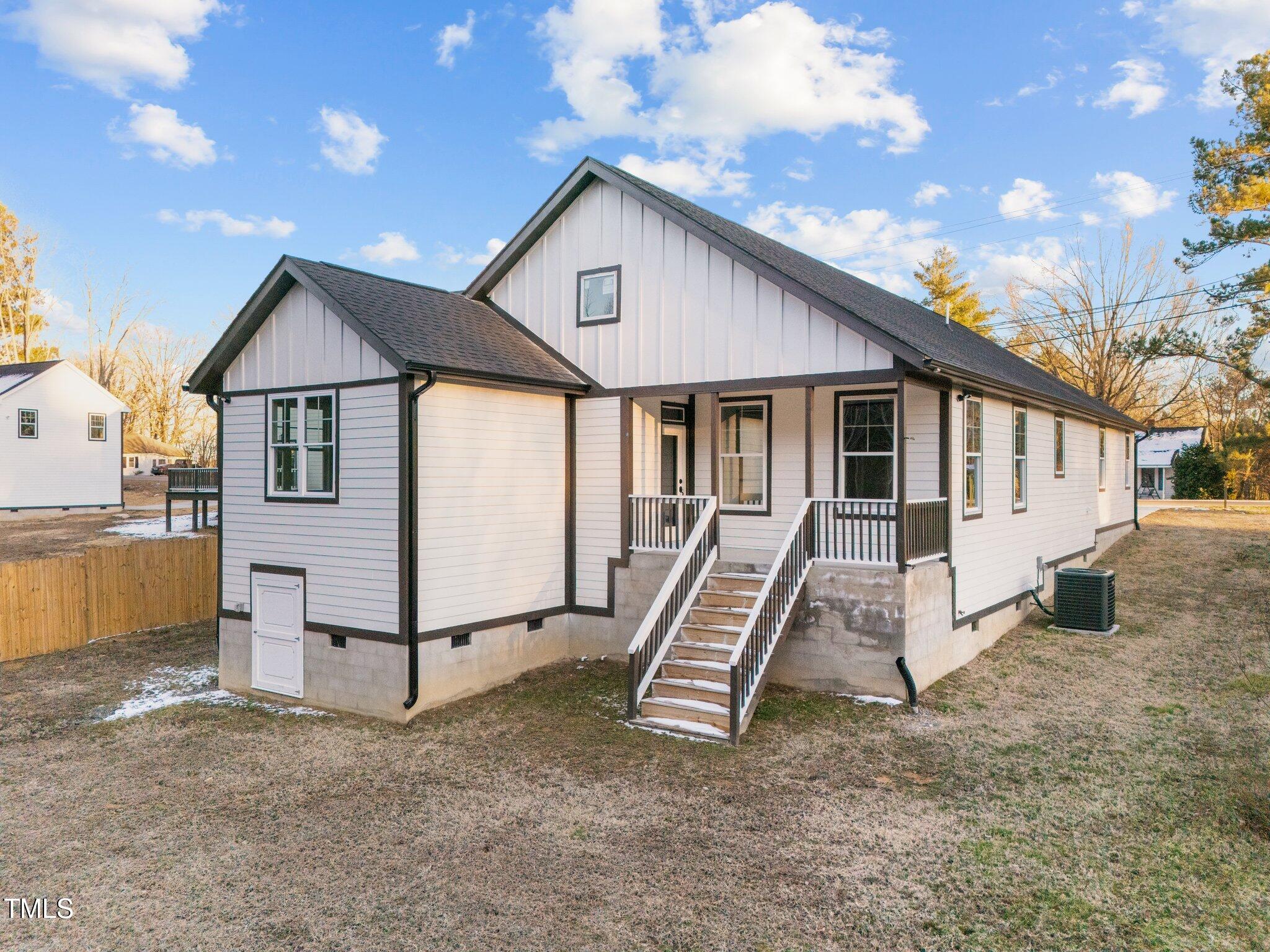 1101 Ridge Road