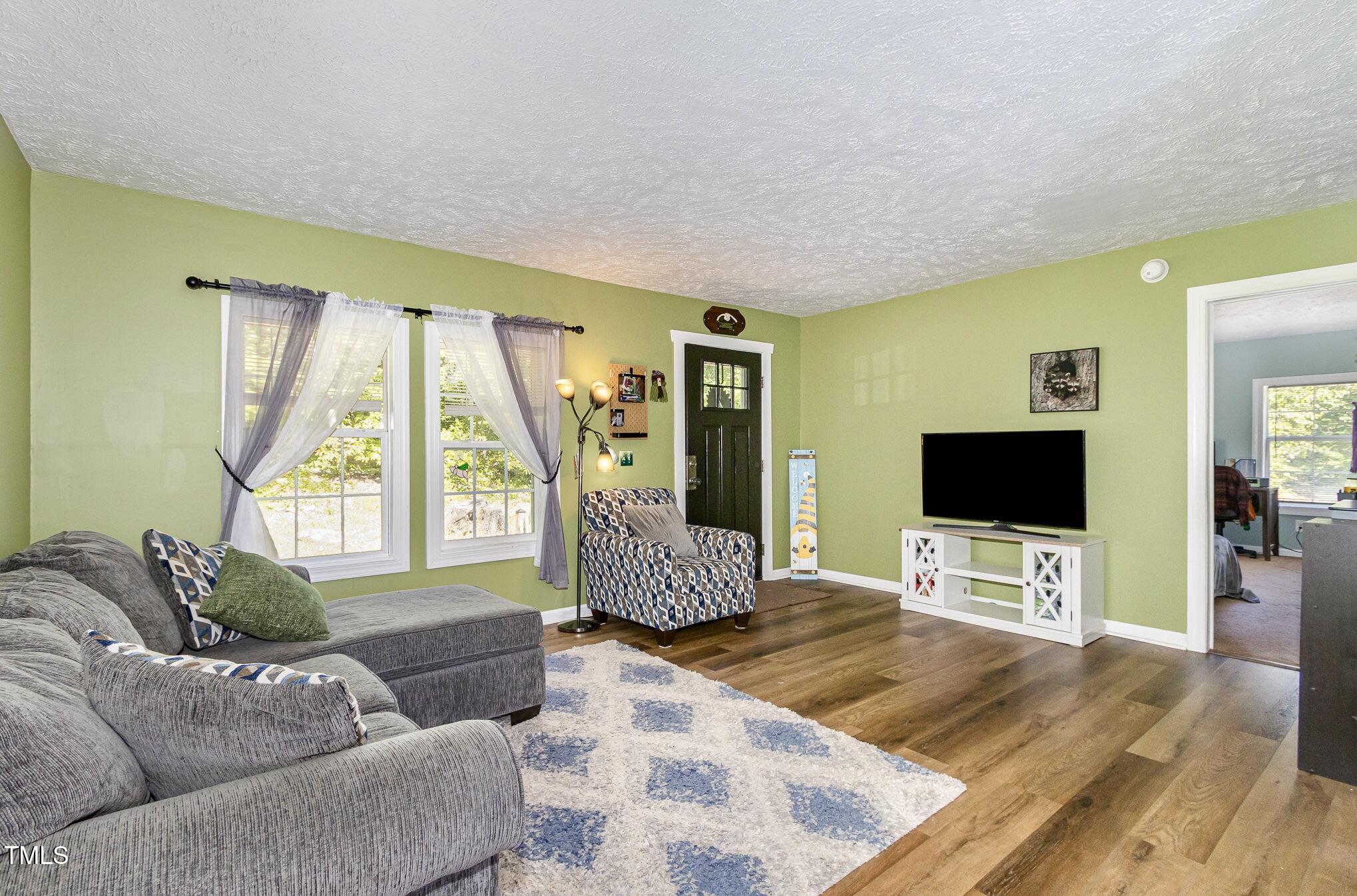 1076 Broad Rock Road