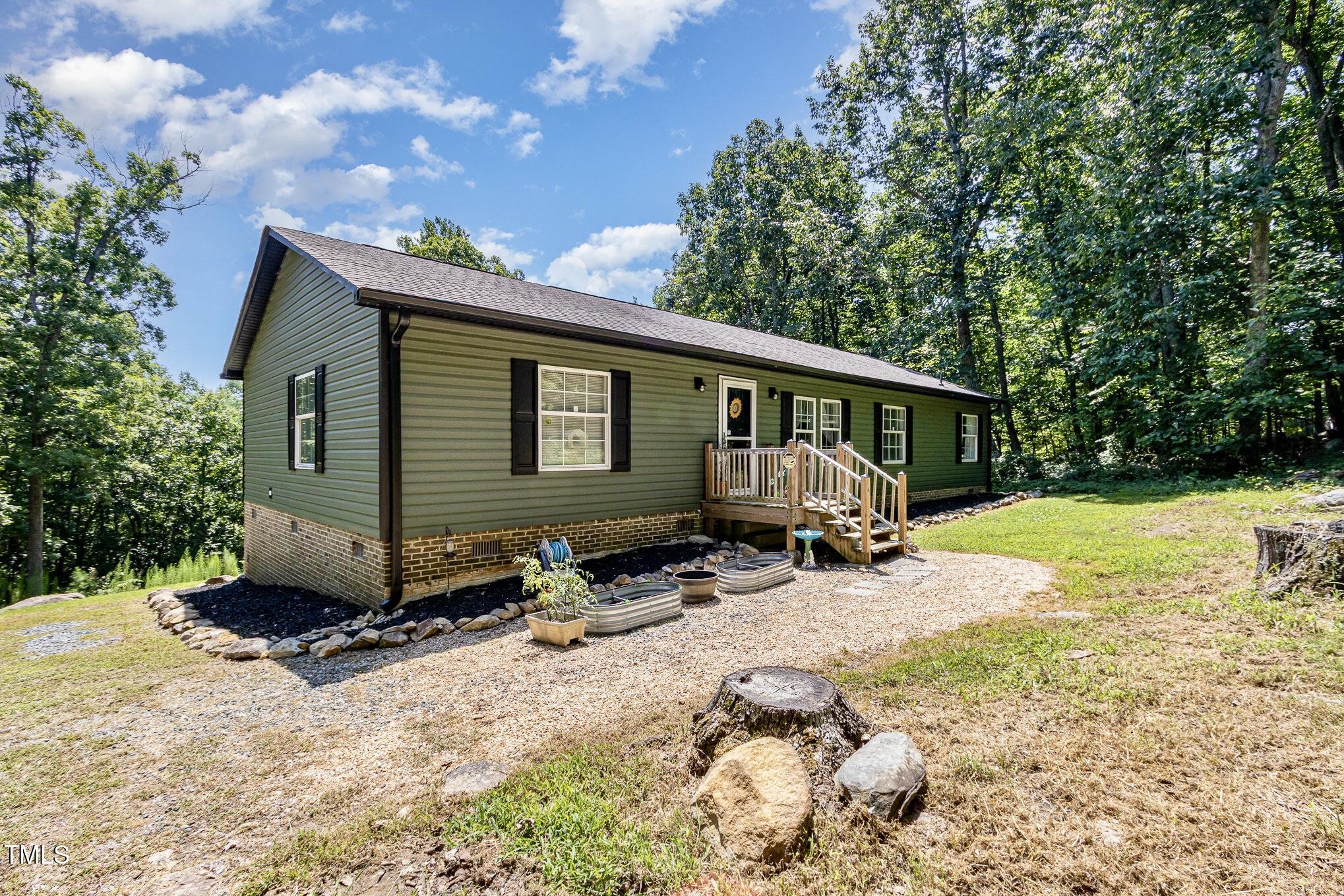 1076 Broad Rock Road