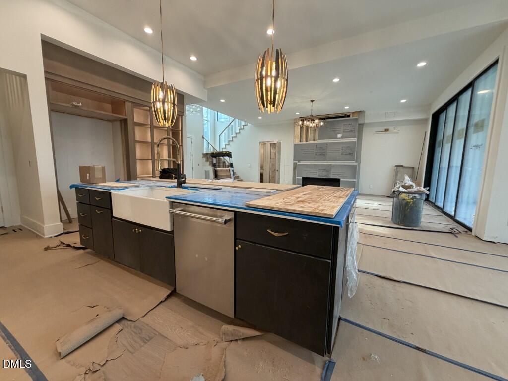 1925 Hunting Ridge Road