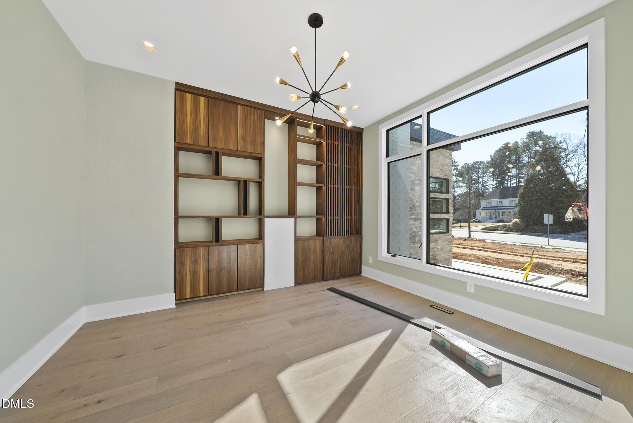 1925 Hunting Ridge Road