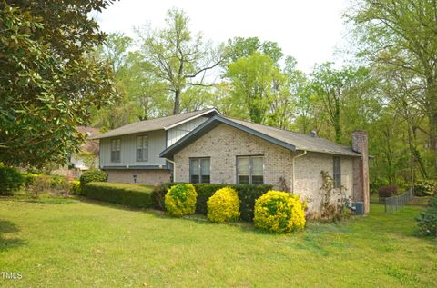 Single Family Residence in Raleigh NC 5708 Old Forge Circle.jpg