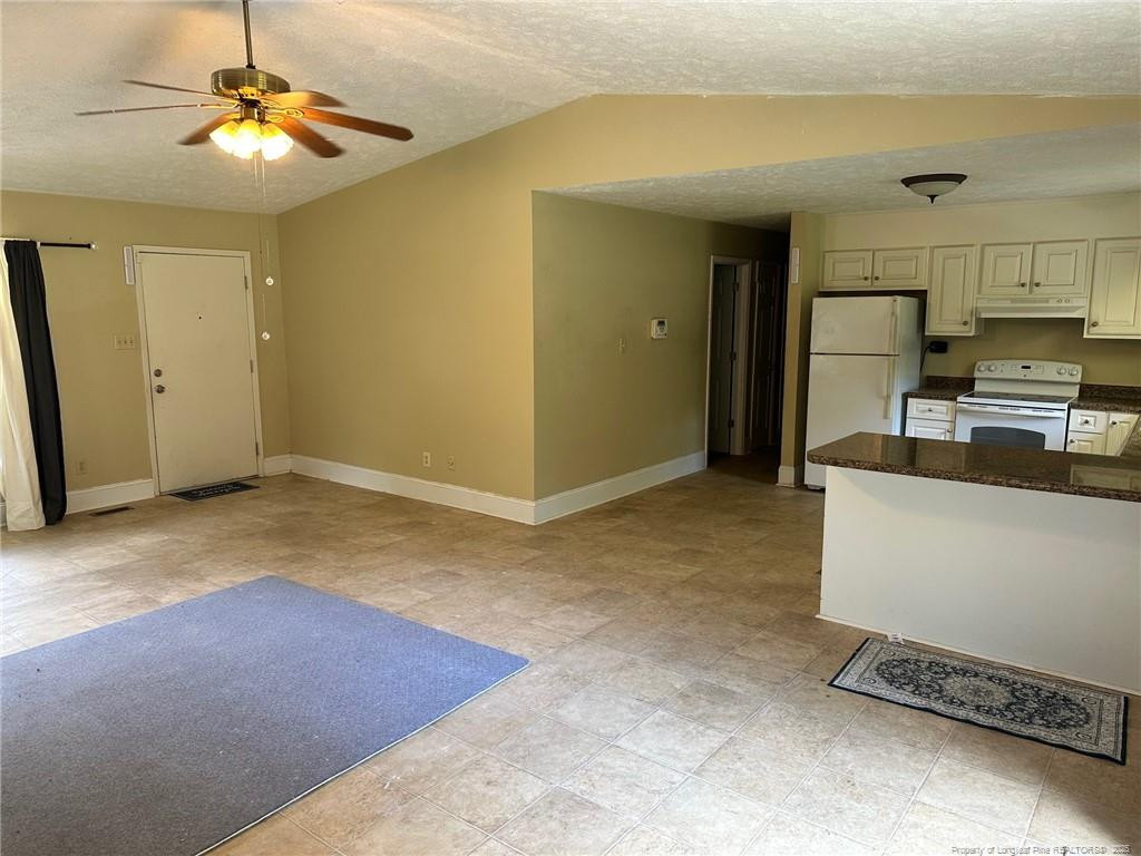 128 Hood Road