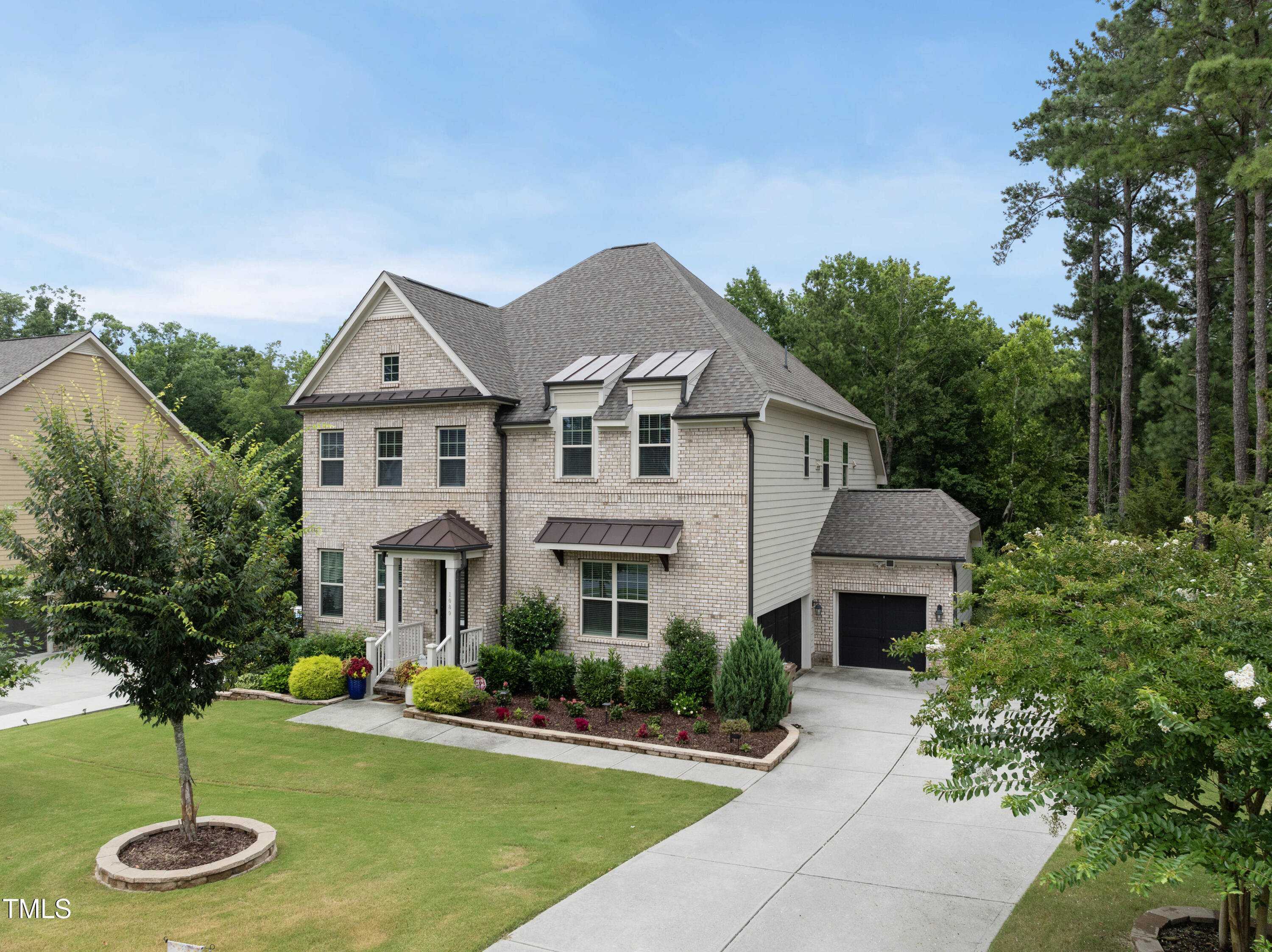 1089 Queensdale Drive