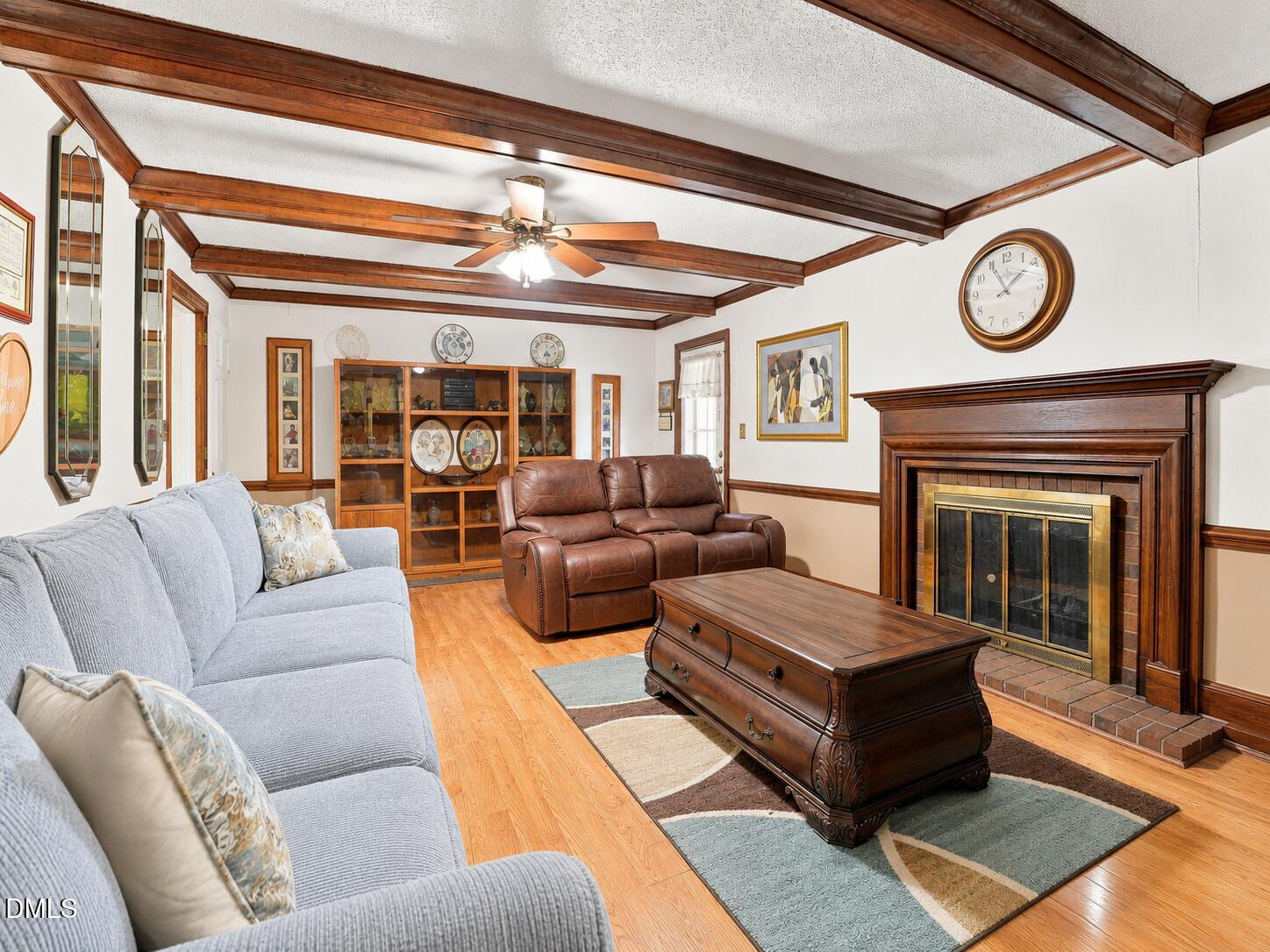 105 Brentwood Drive N
