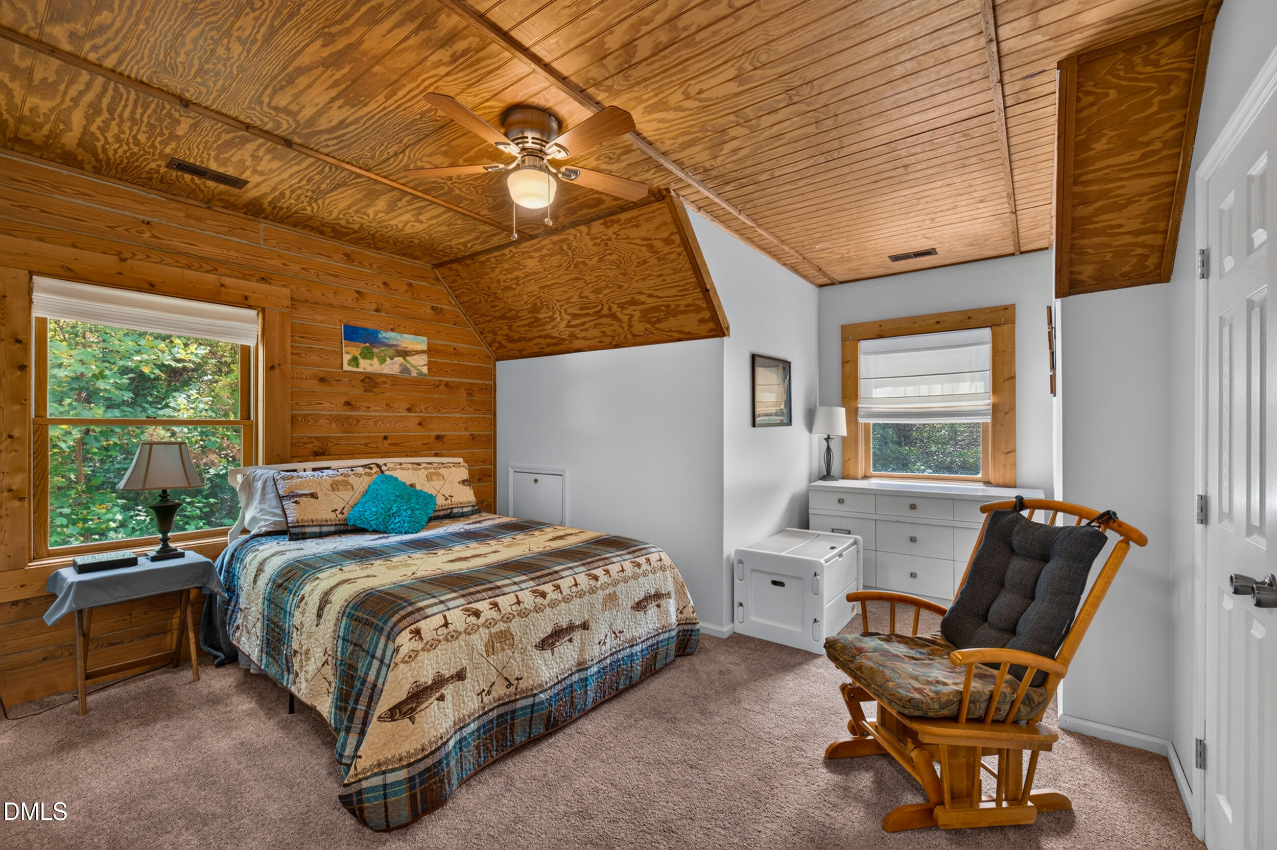 105 Redwing Lane