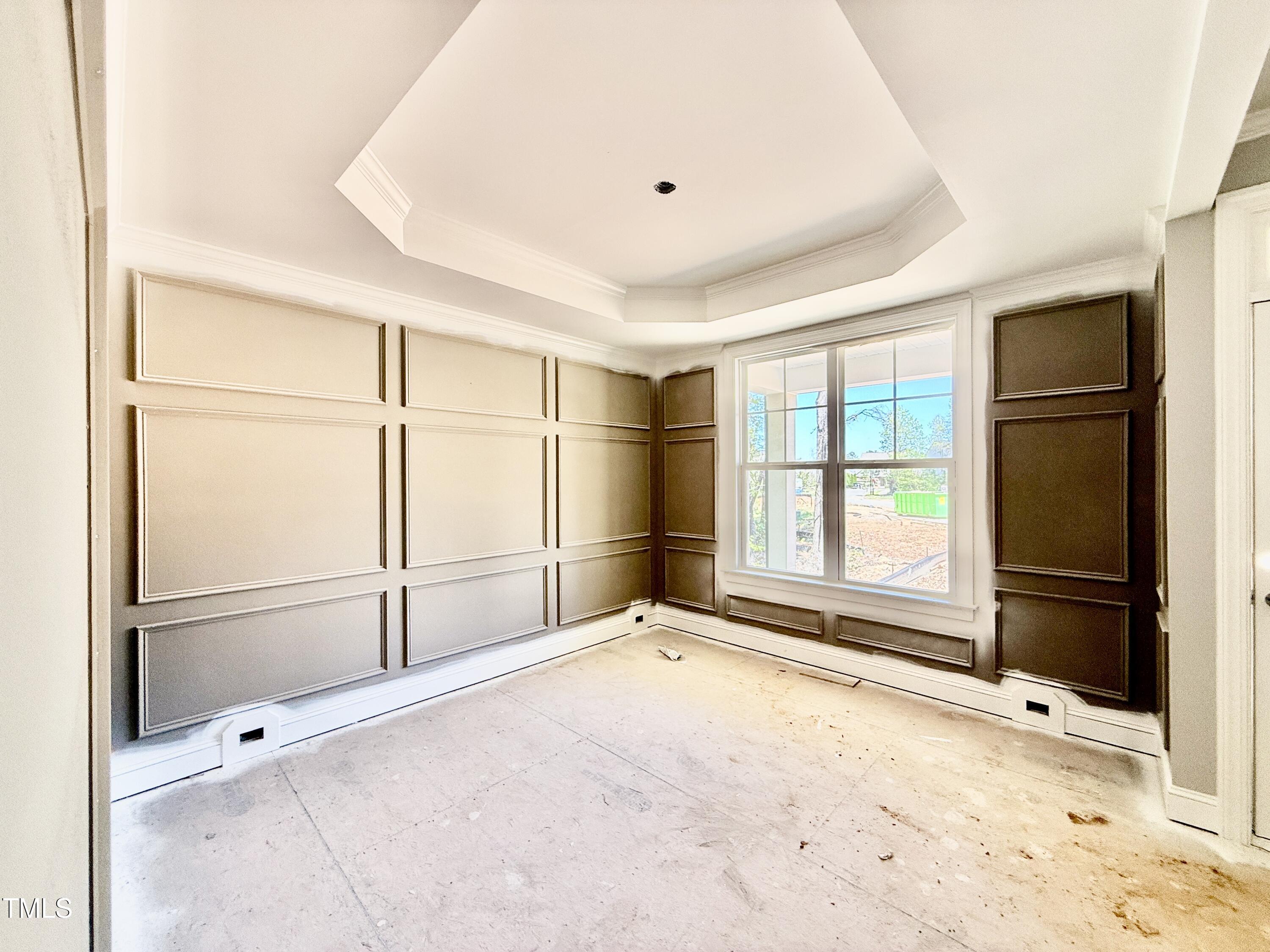 2624 Silver Gate Court