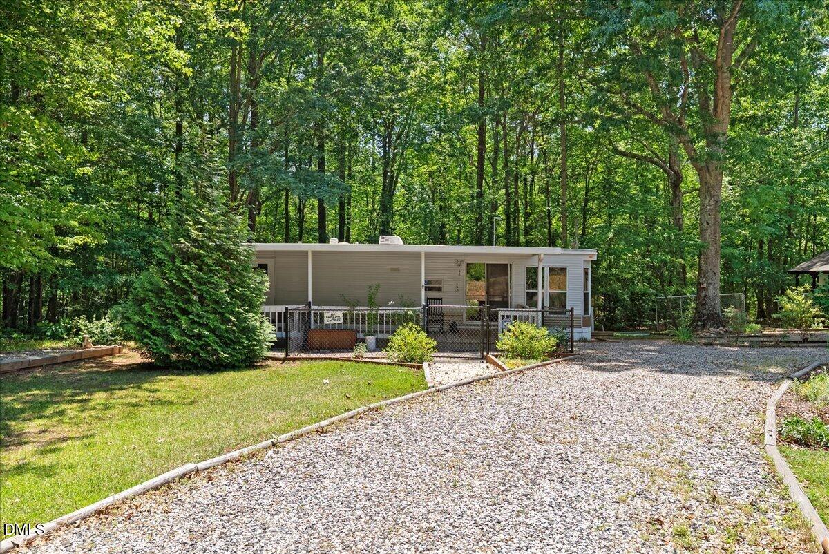 120 Pawnee Drive