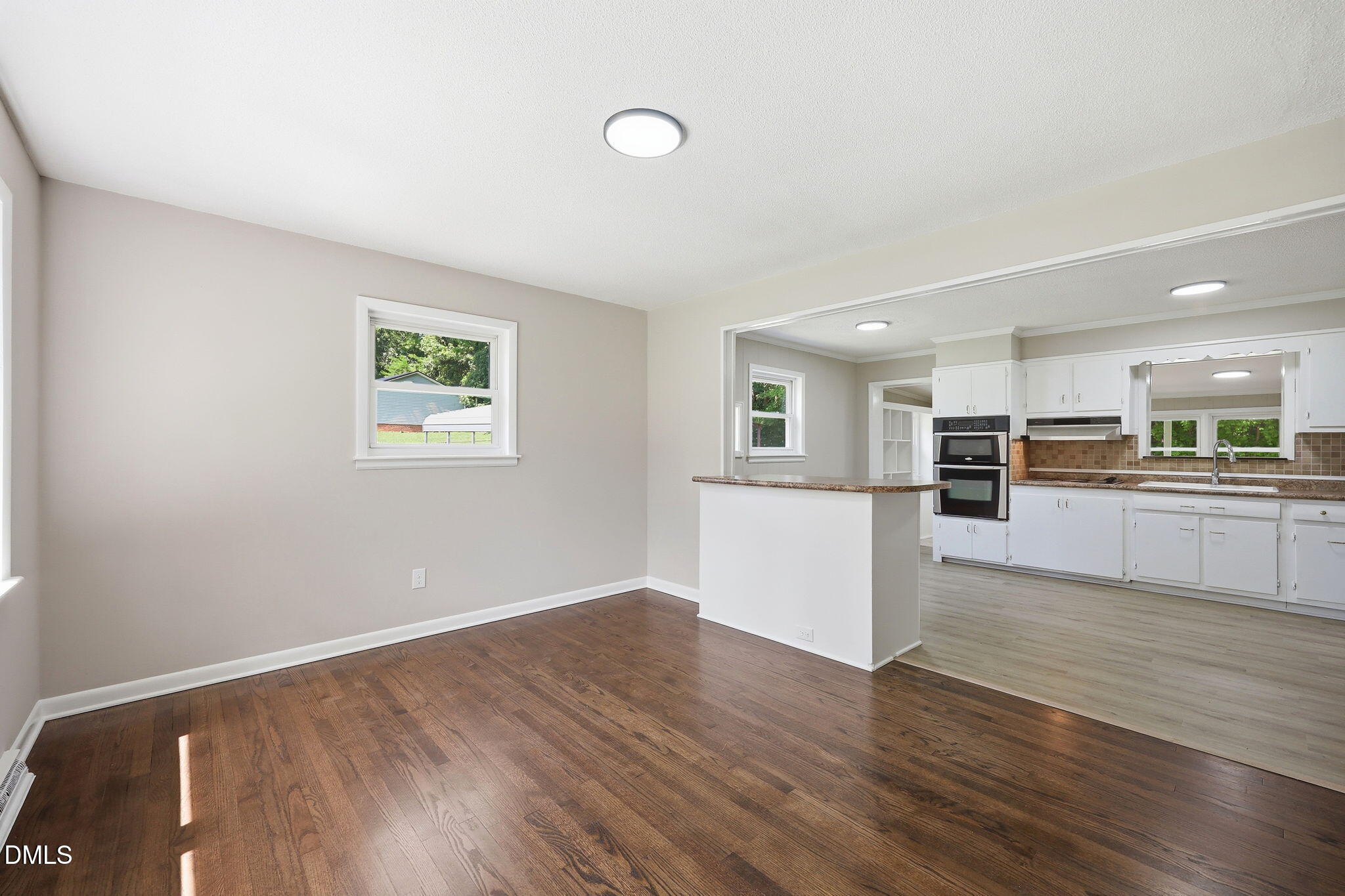 750 Phelps And Workman Road