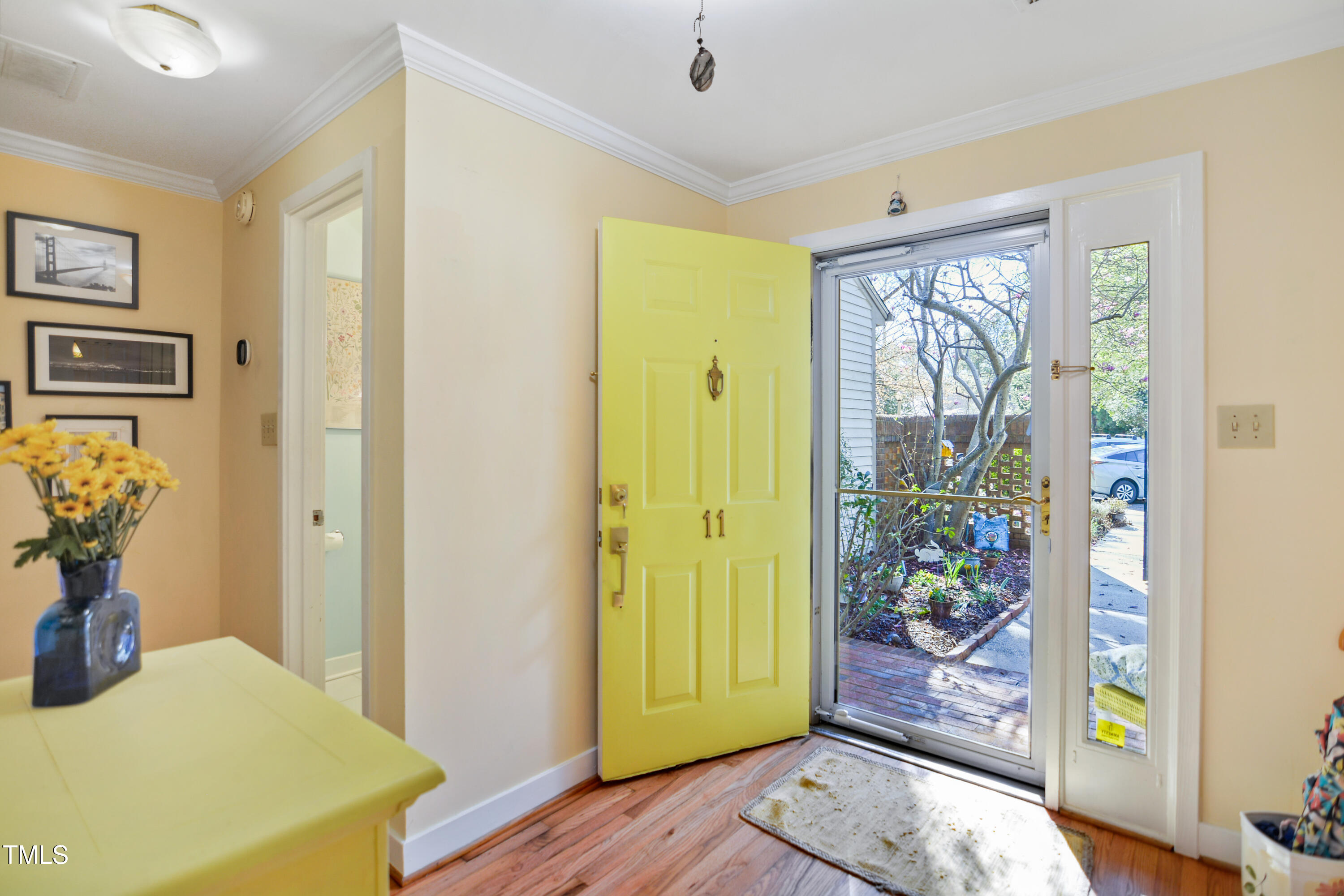 11 Bloomsbury Court