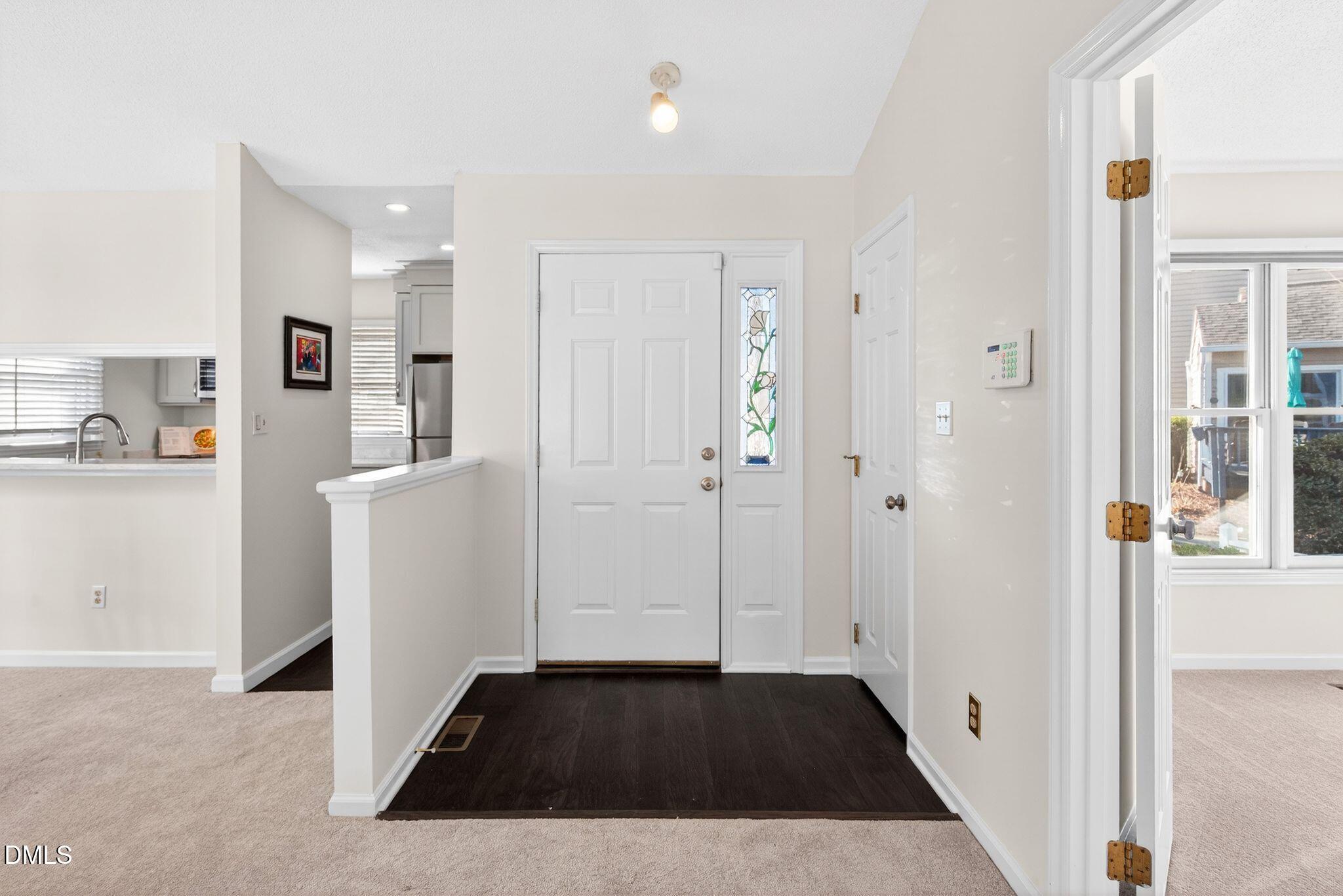 10 Hickorywood Square