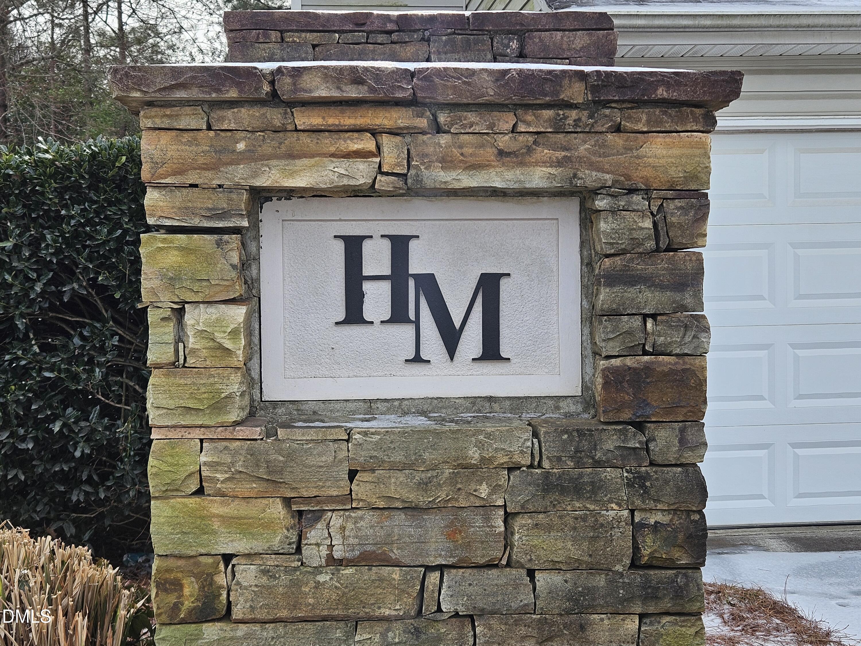 5201 Golden Moss Trail