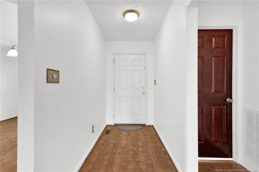 5533 Shady Pine Court
