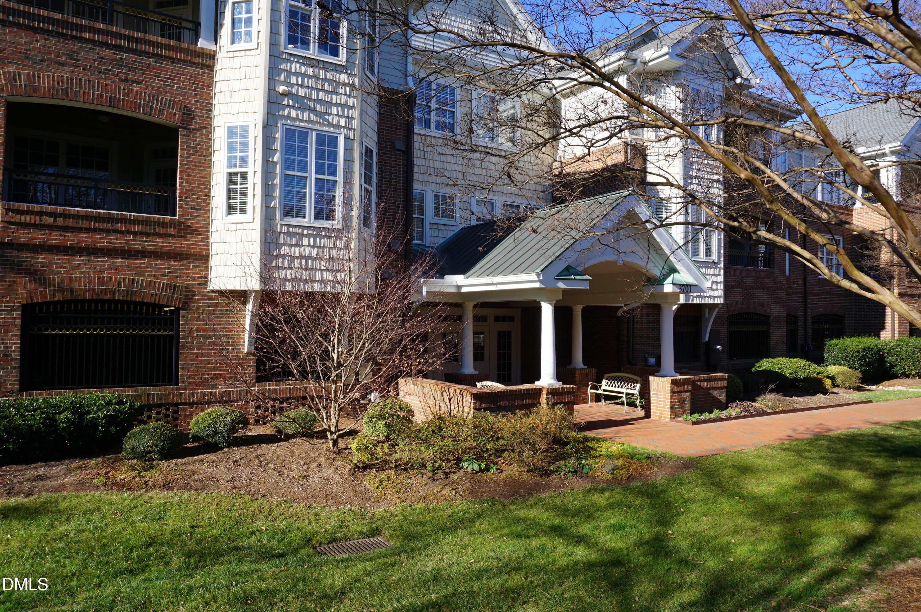 3701 Baron Cooper Pass 104