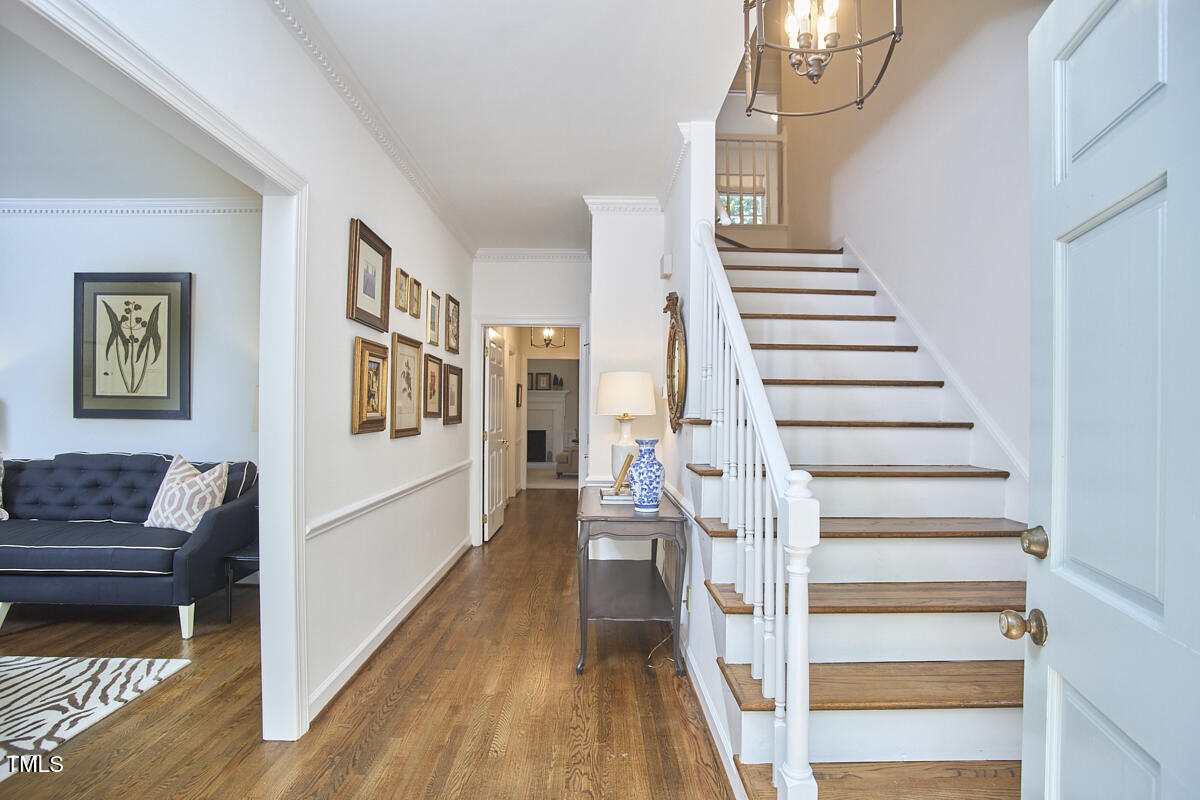 18 Clearwater Drive