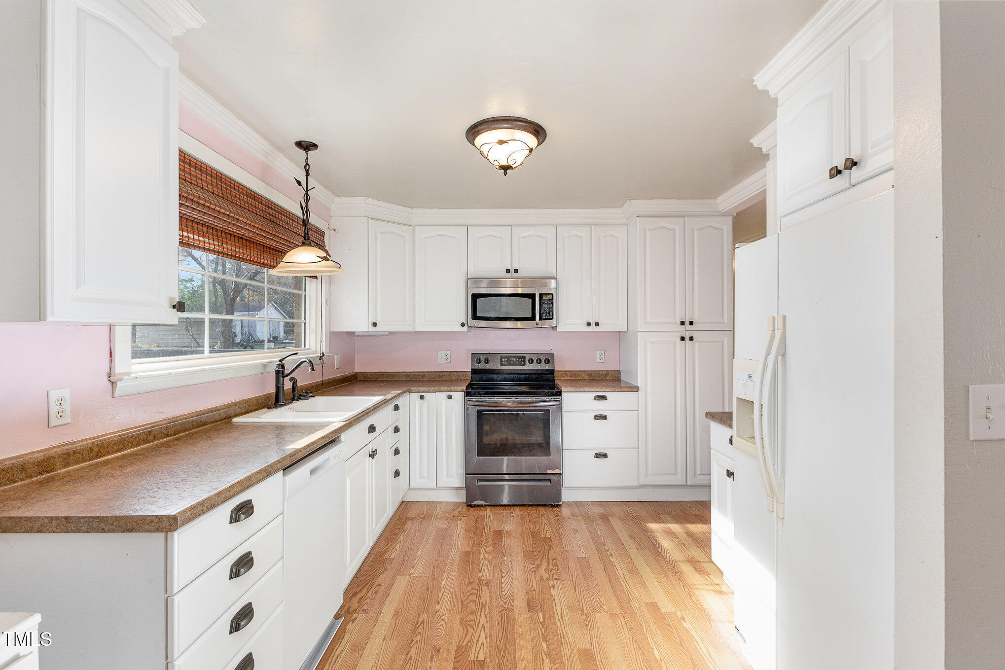 102 Gainey Drive