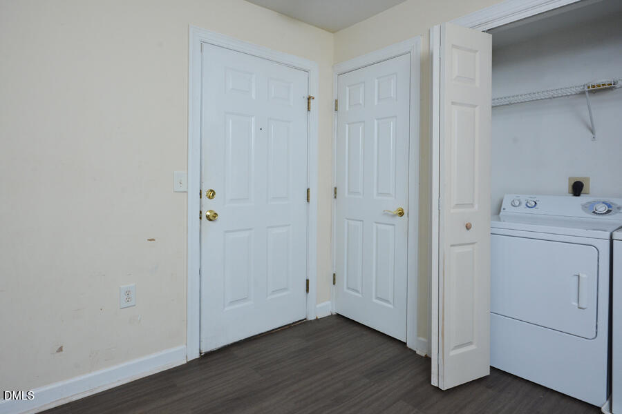 929 Morreene Road D23