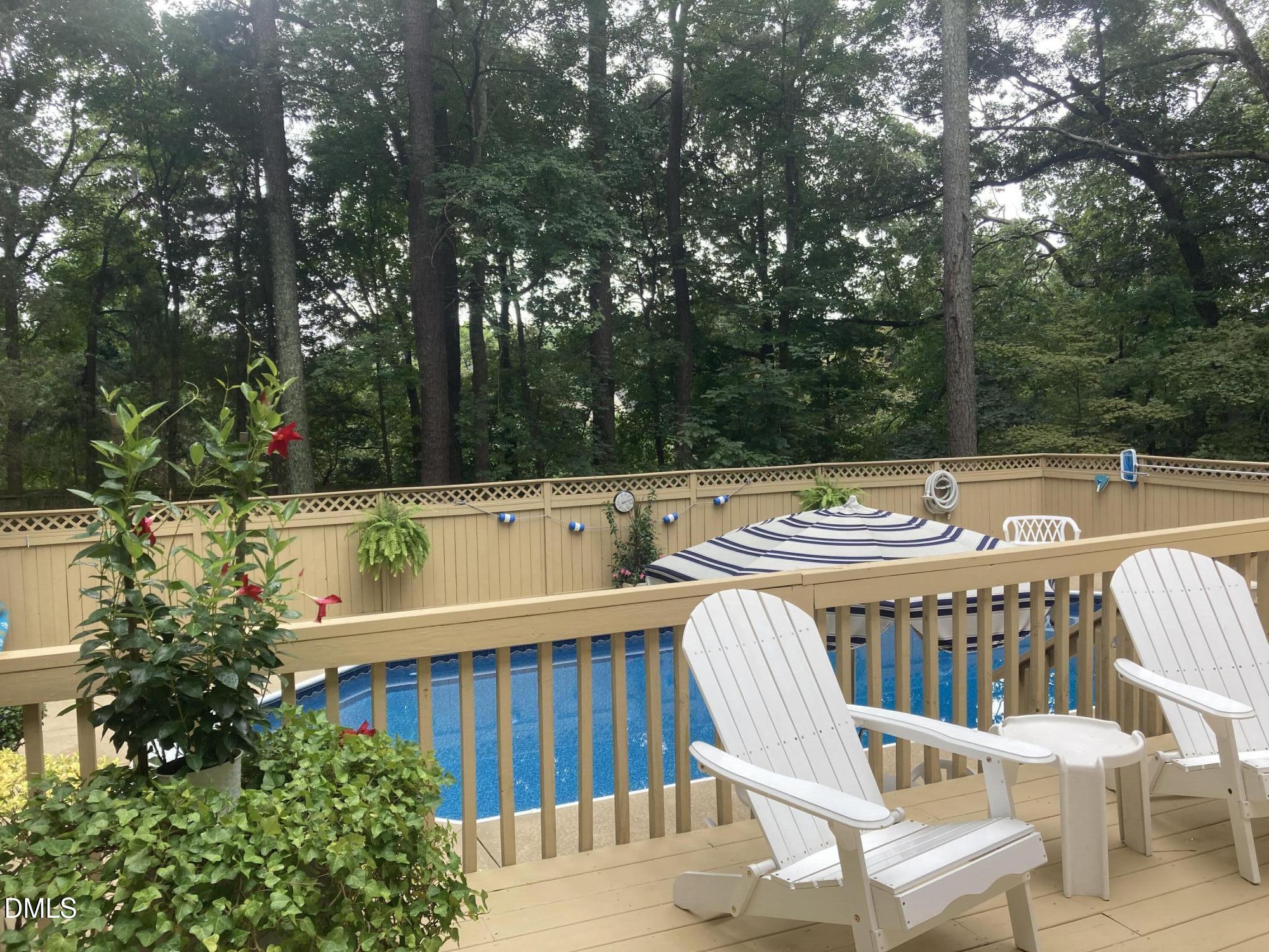 717 Misty Isle Place