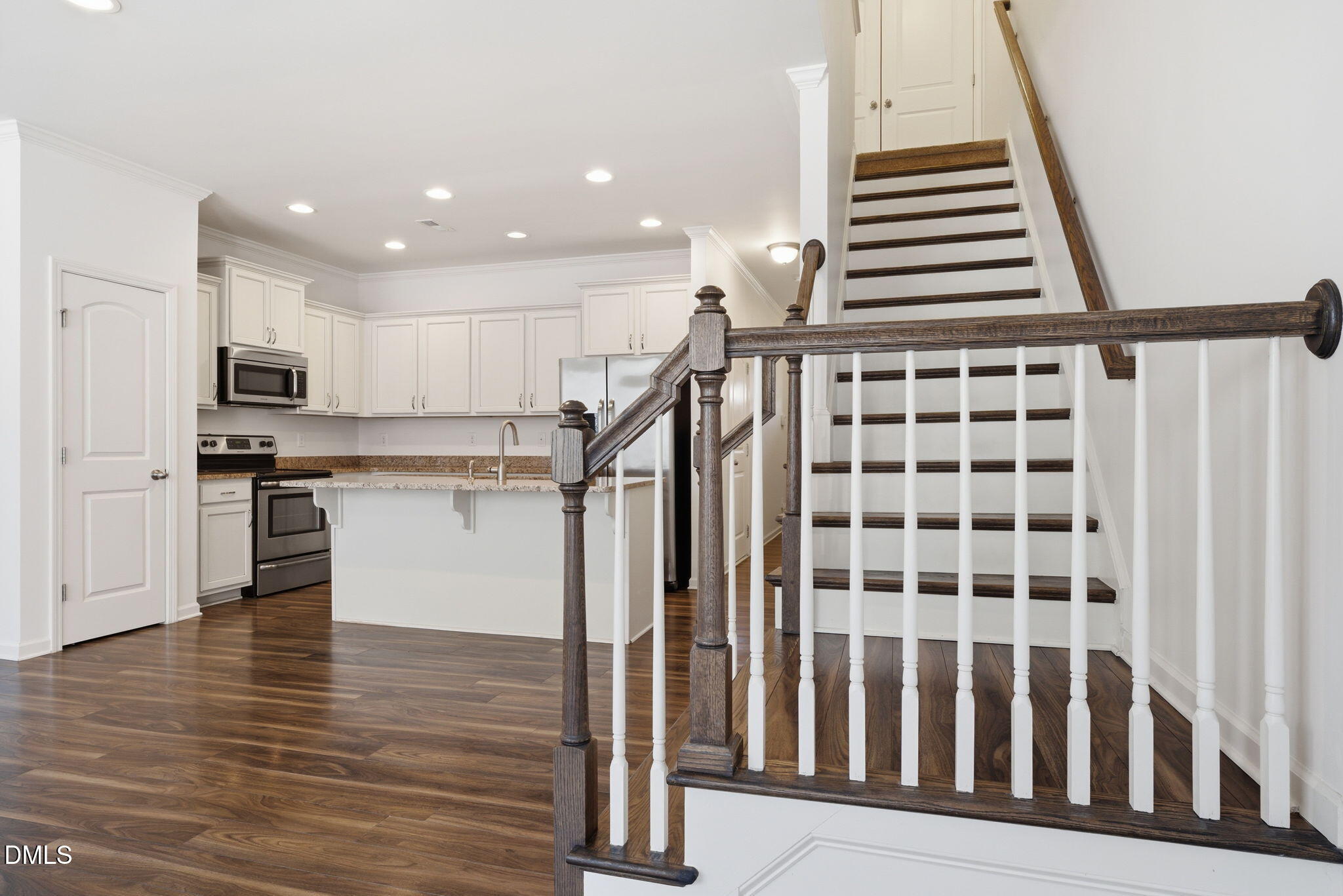 506 Oak Forest View Lane